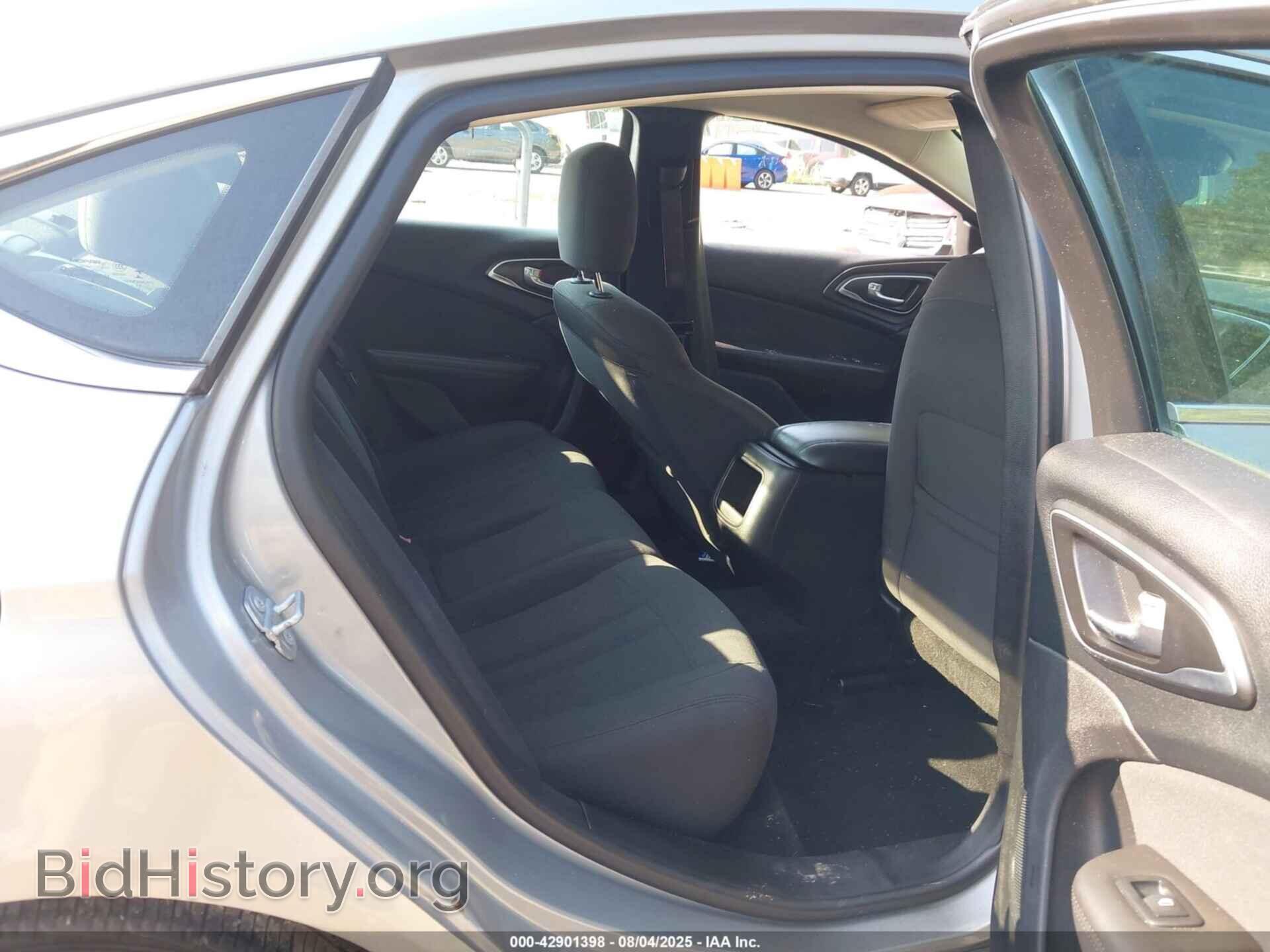 2015 CHRYSLER 200 - VIN: 1C3CCCAB0FN750522 - Фото 8