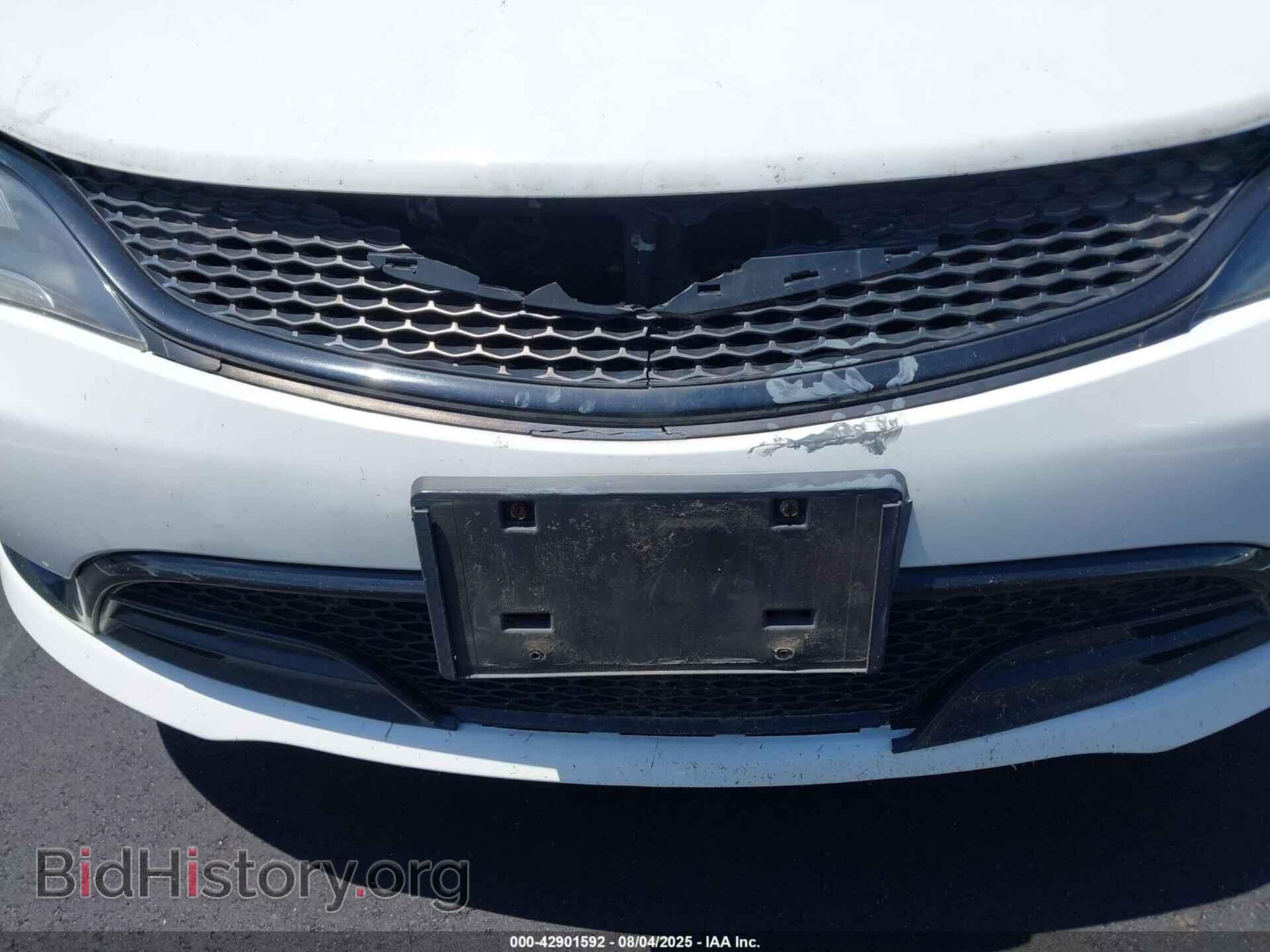 2016 CHRYSLER 200 - VIN: 1C3CCCBB0GN117616 - Фото 6