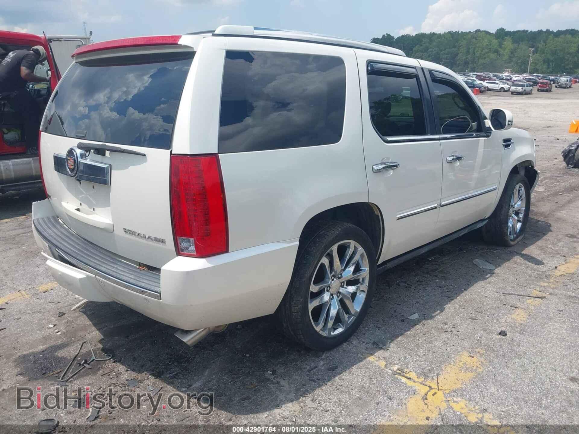 2011 CADILLAC ESCALADE - VIN: 1GYS3CEF5BR309258 - Фото 4