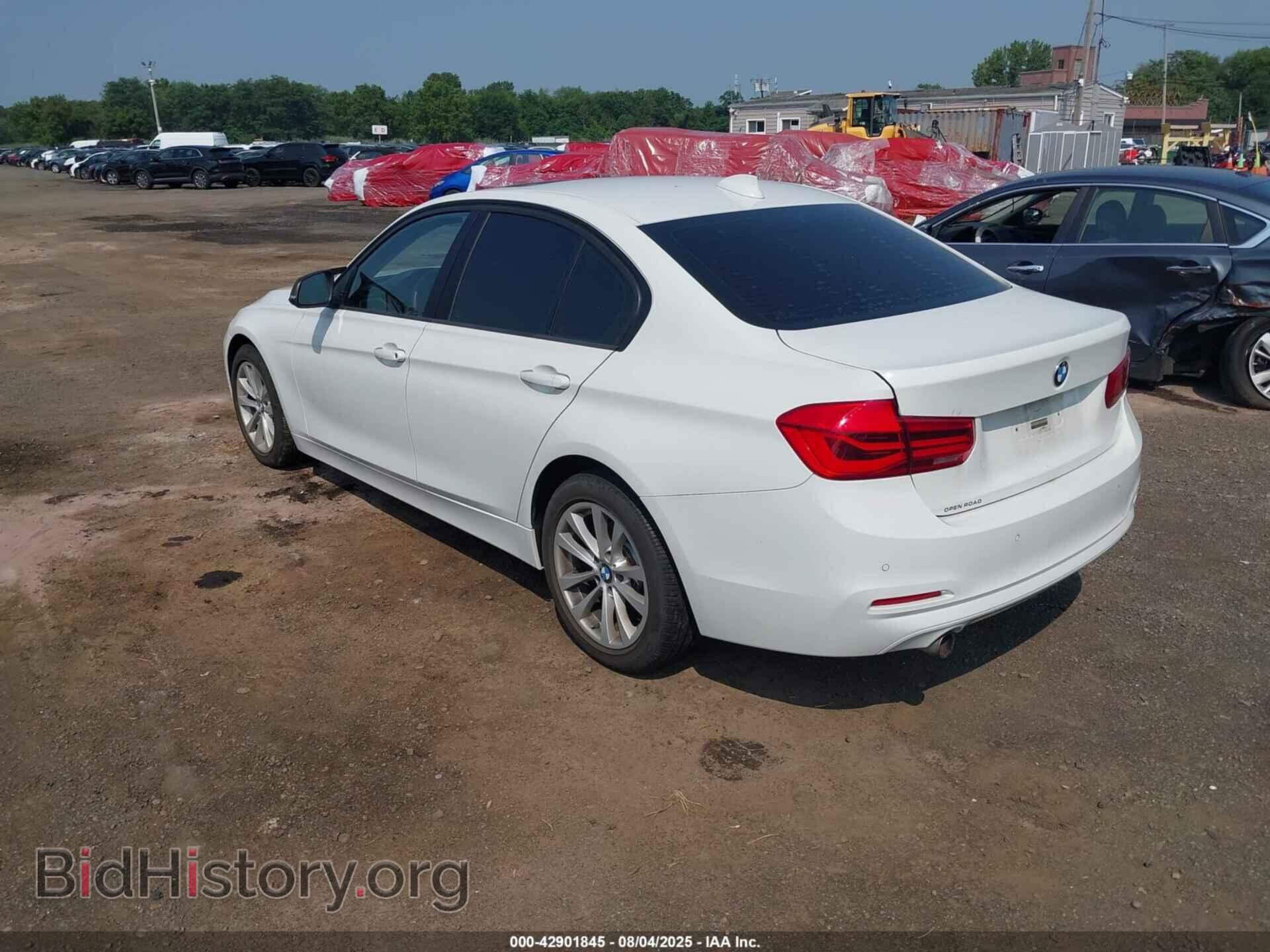 2018 BMW 320I - VIN: WBA8E5G55JNU47167 - Фото 3