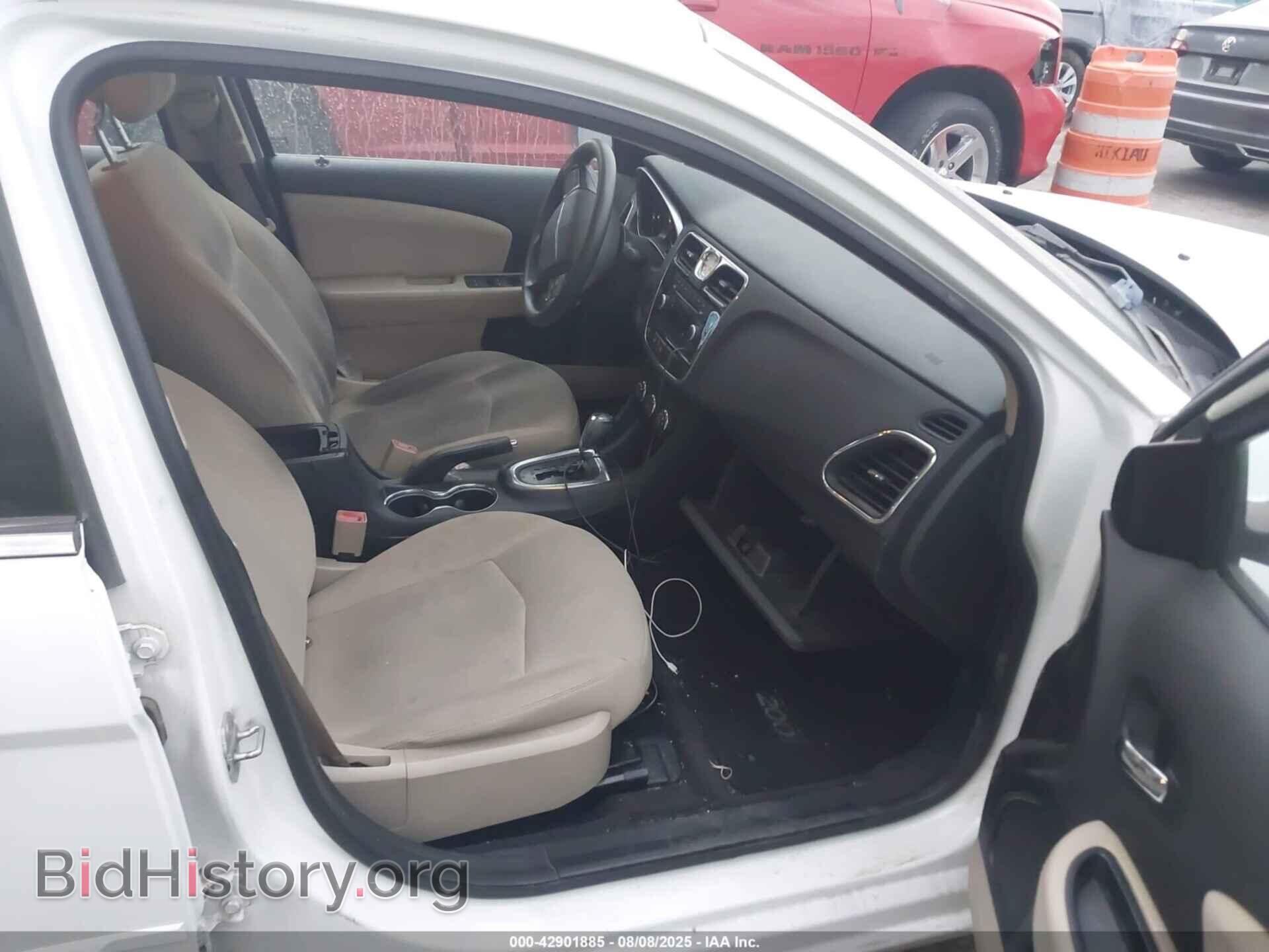 2012 CHRYSLER 200 - VIN: 1C3CCBAB3CN226013 - Фото 5