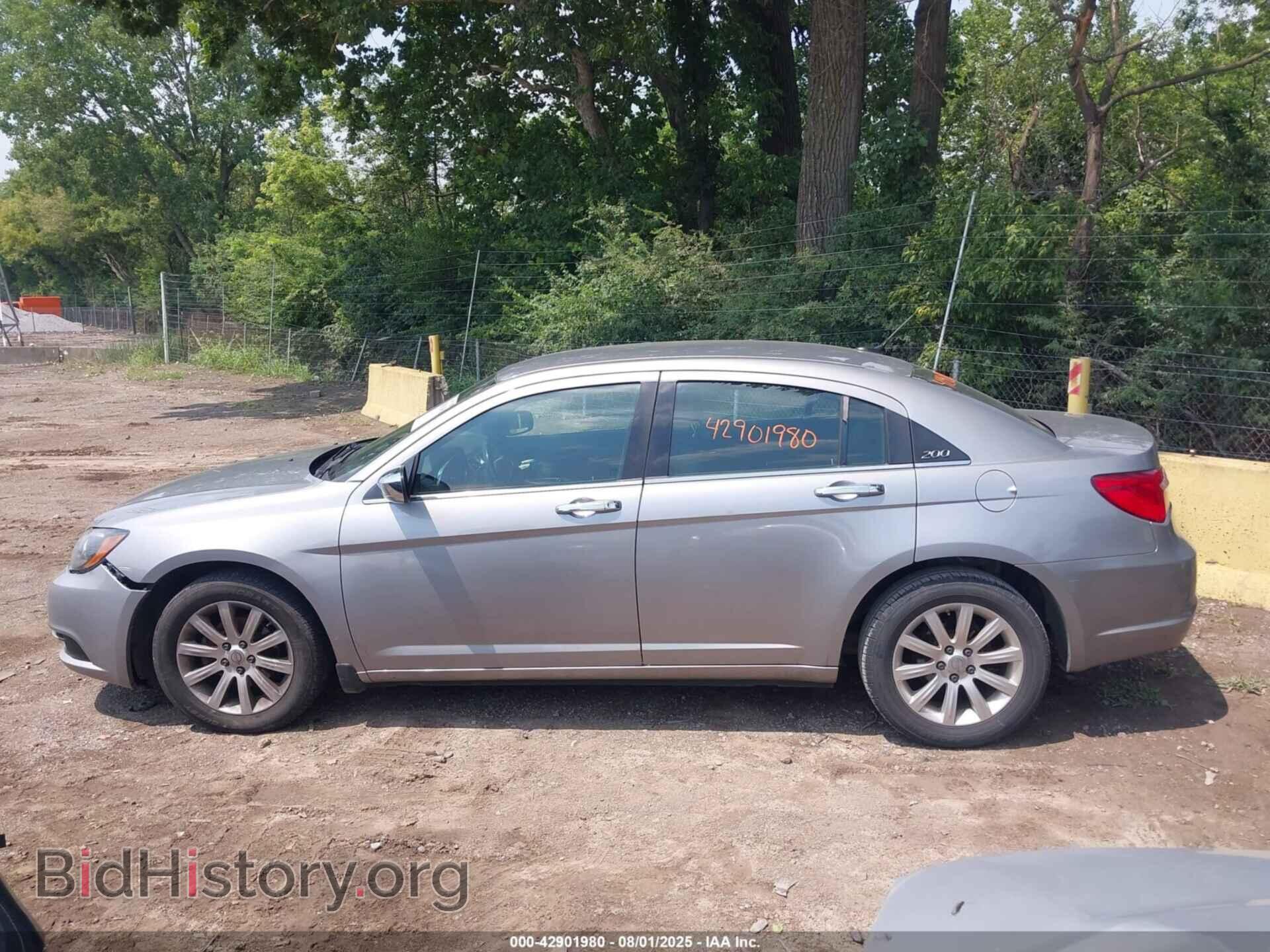 2013 CHRYSLER 200 - VIN: 1C3CCBCG3DN664587 - Фото 14