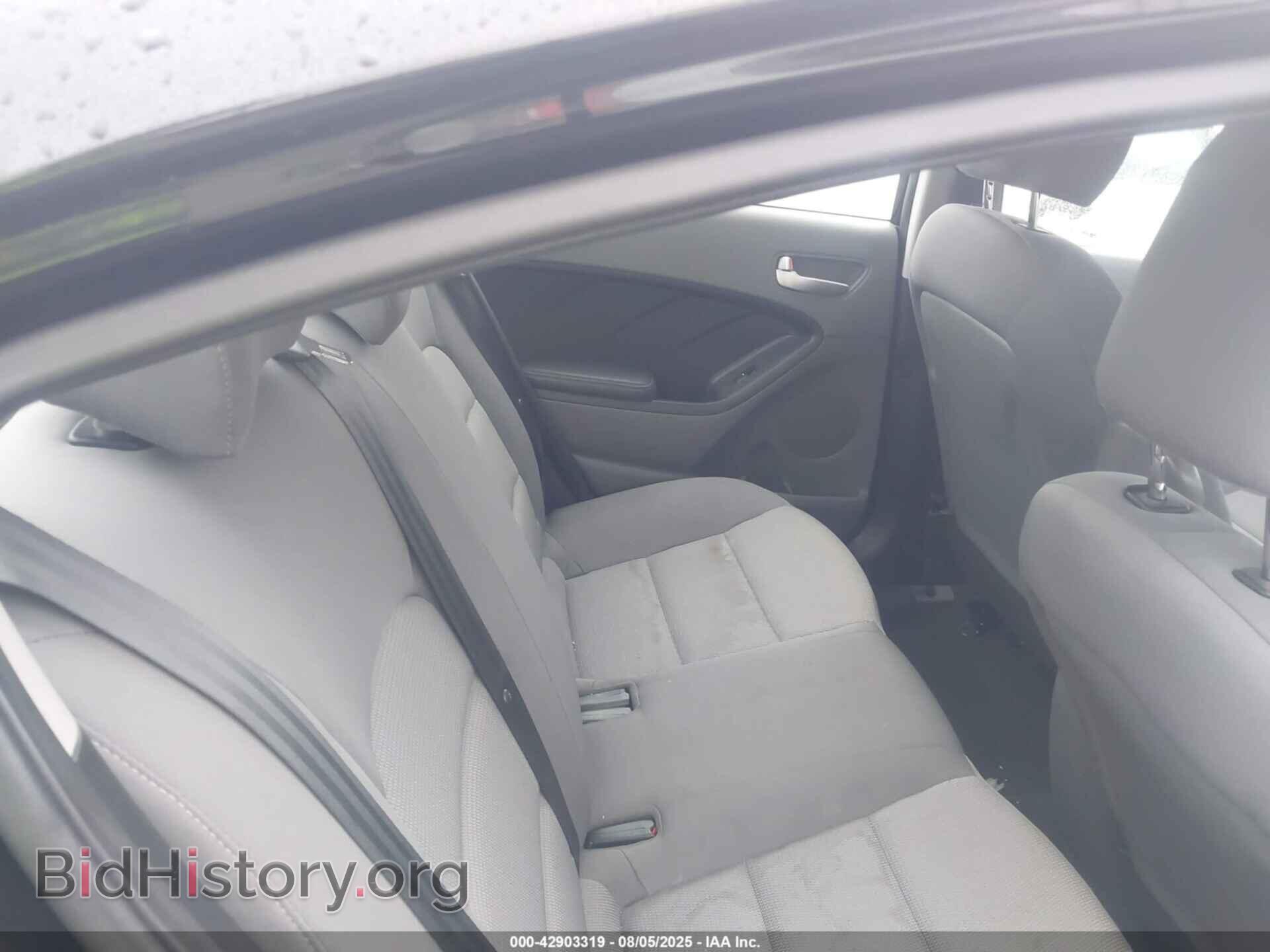 2017 KIA FORTE - VIN: 3KPFK4A78HE042765 - Фото 8