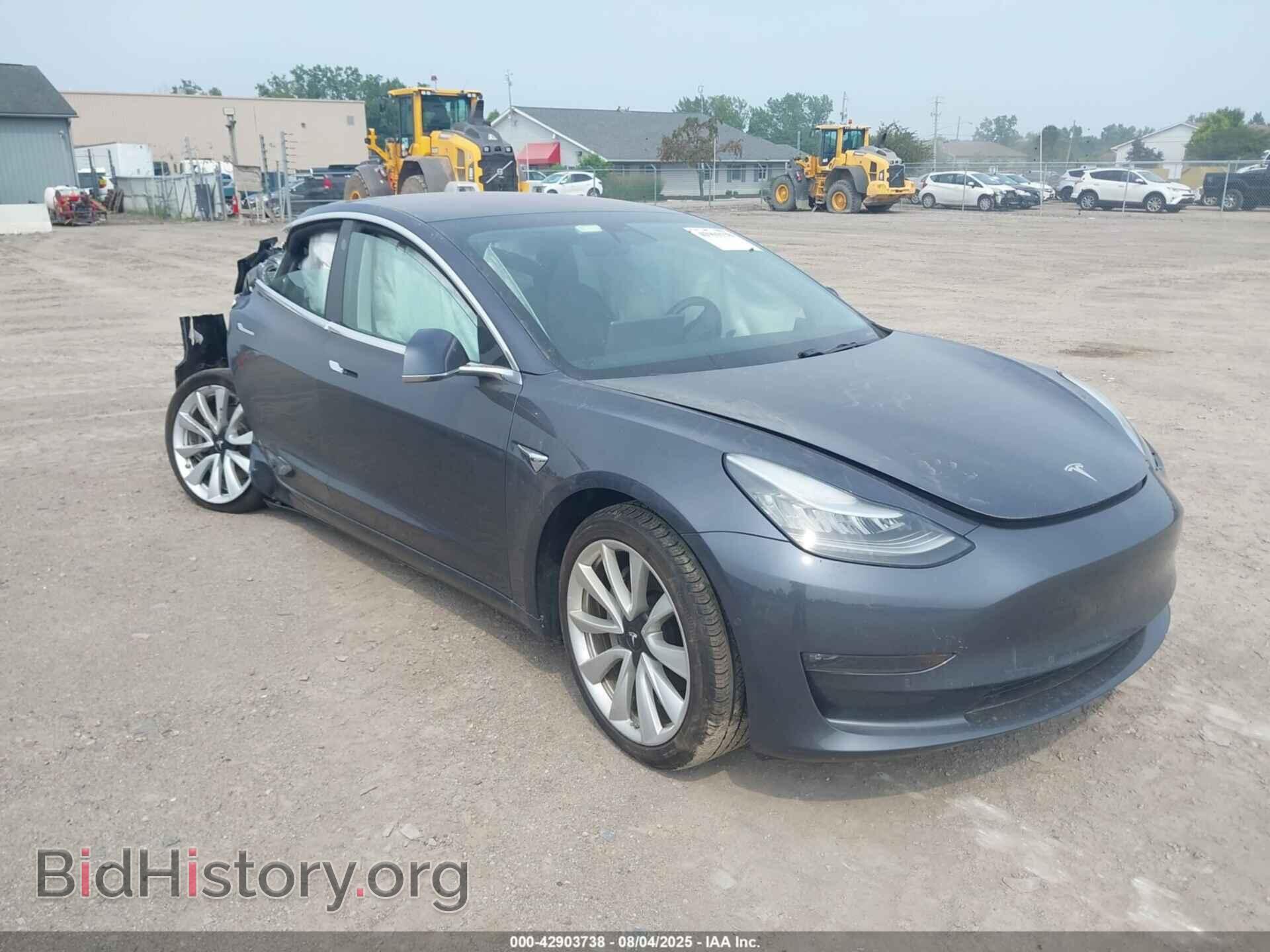 Фотография 5YJ3E1EB9JF187059 - TESLA MODEL 3 2018