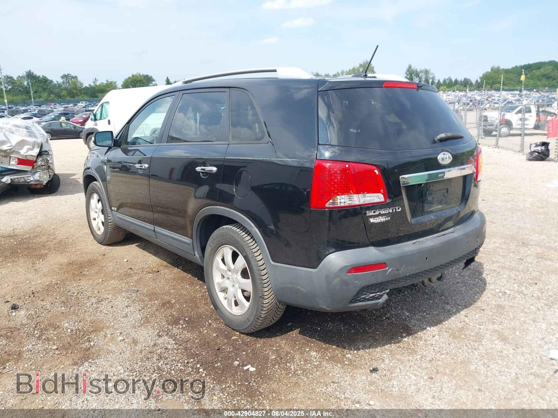 2011 KIA SORENTO - VIN: 5XYKTDA15BG024984 - Фото 3
