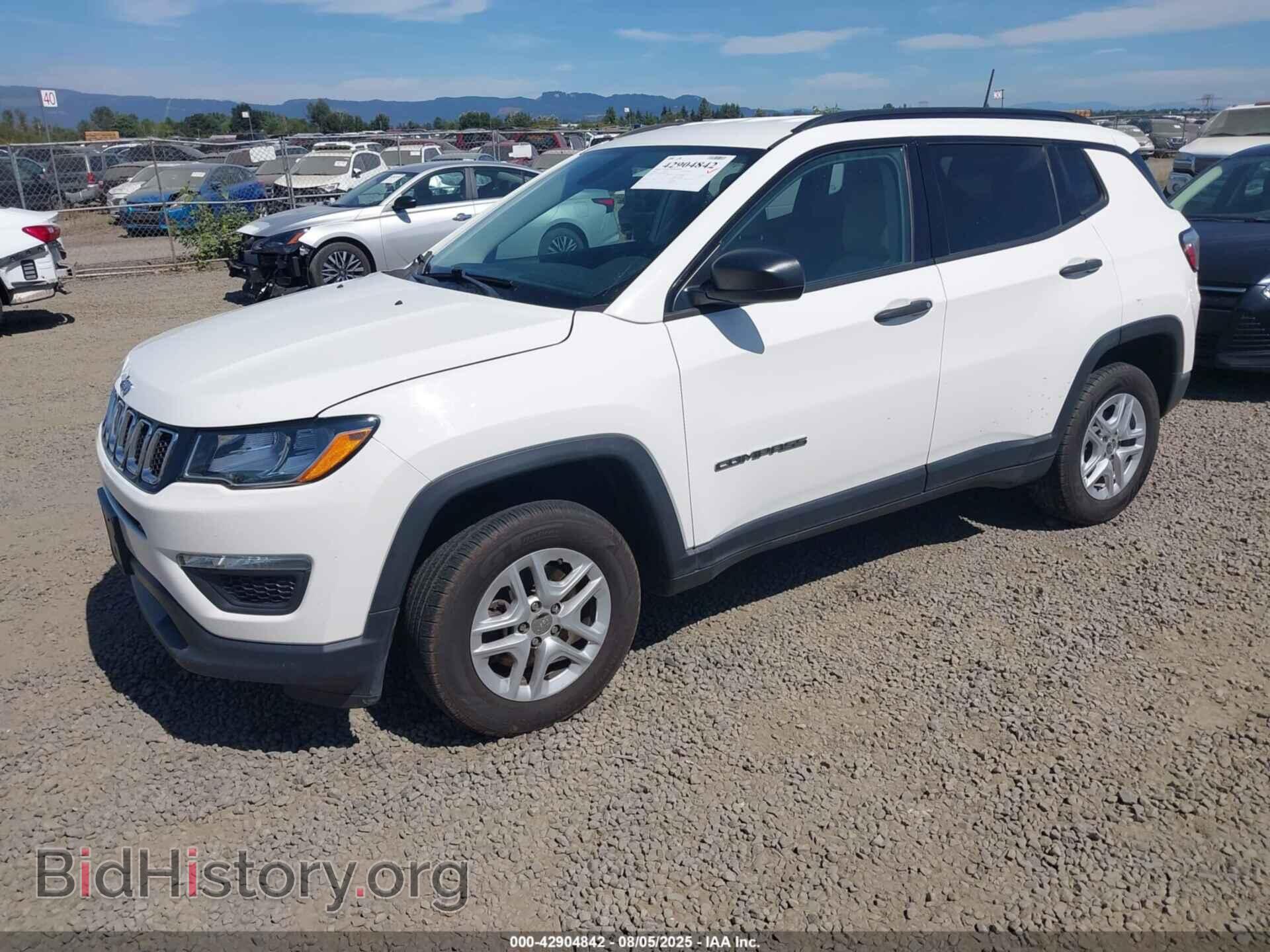 2018 JEEP COMPASS - VIN: 3C4NJDAB5JT201441 - Фото 2