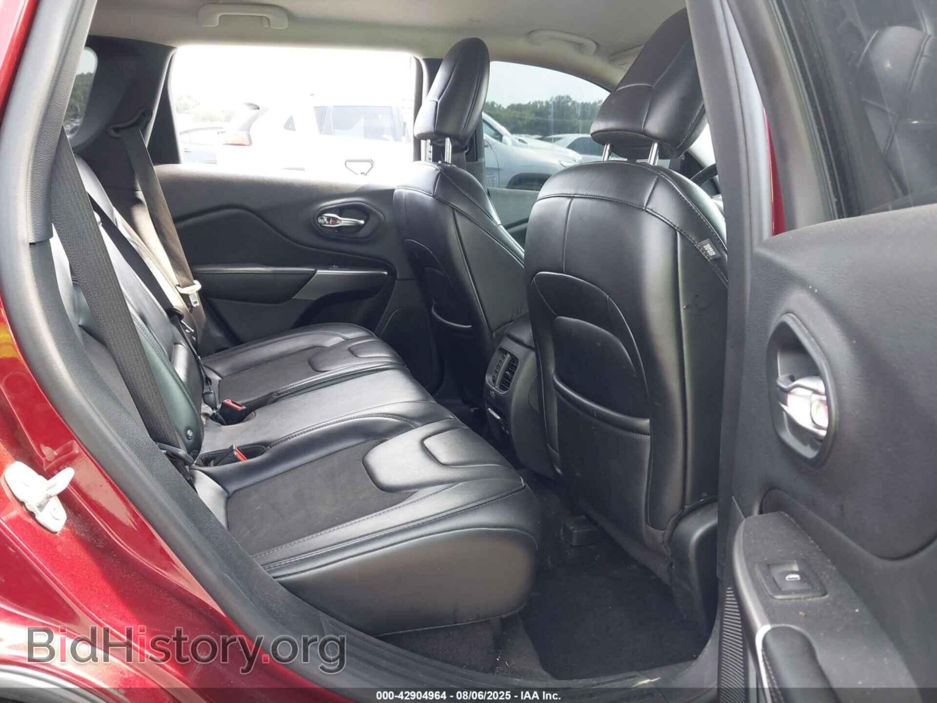 2019 JEEP CHEROKEE - VIN: 1C4PJLLB2KD194259 - Фото 8