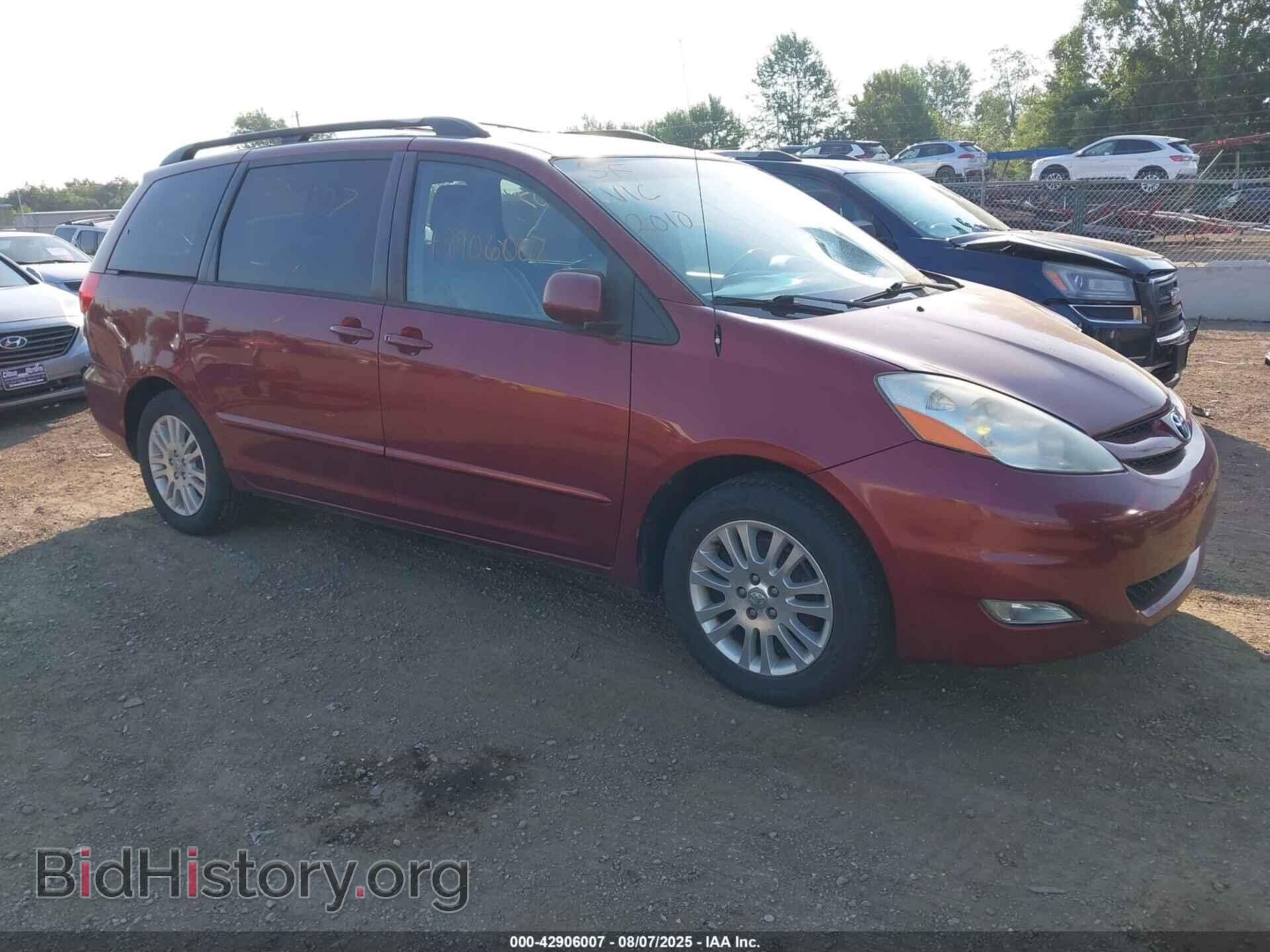 Фотография 5TDYK4CC4AS305512 - TOYOTA SIENNA 2010