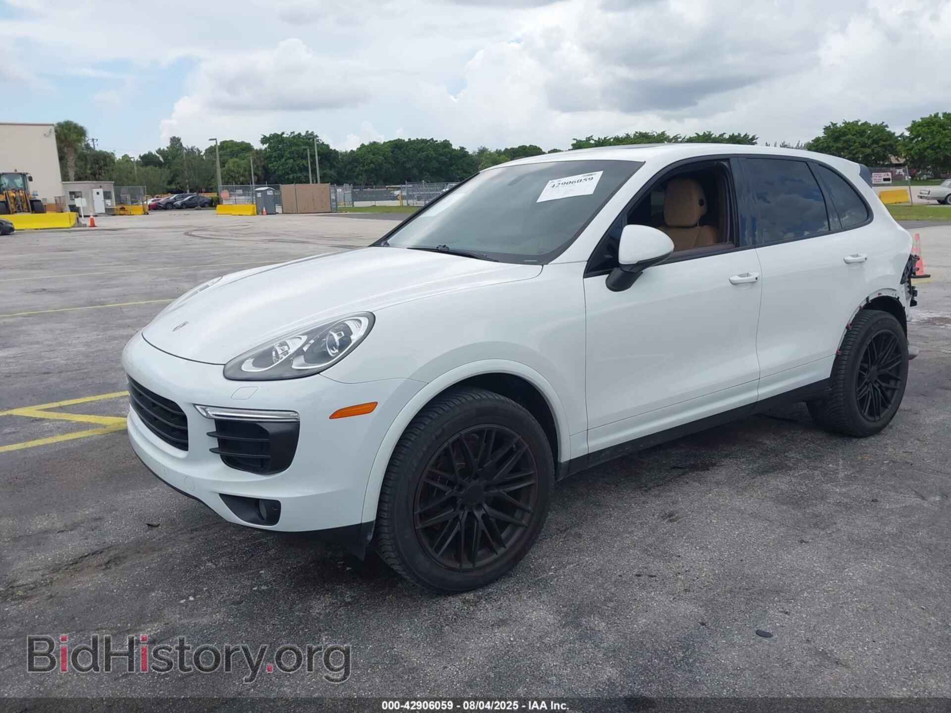2017 PORSCHE CAYENNE - VIN: WP1AA2A29HKA83911 - Фото 2