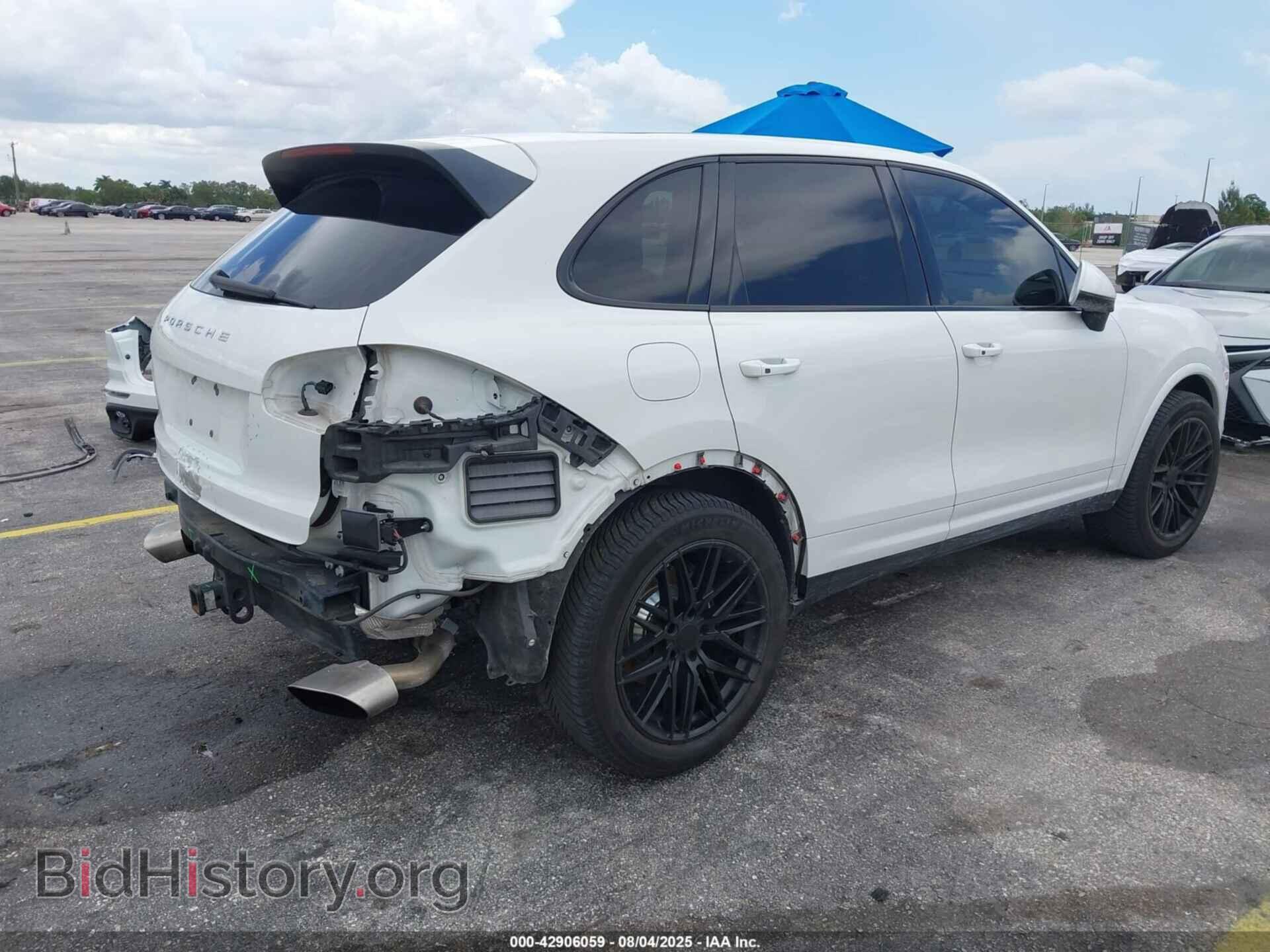 2017 PORSCHE CAYENNE - VIN: WP1AA2A29HKA83911 - Фото 4