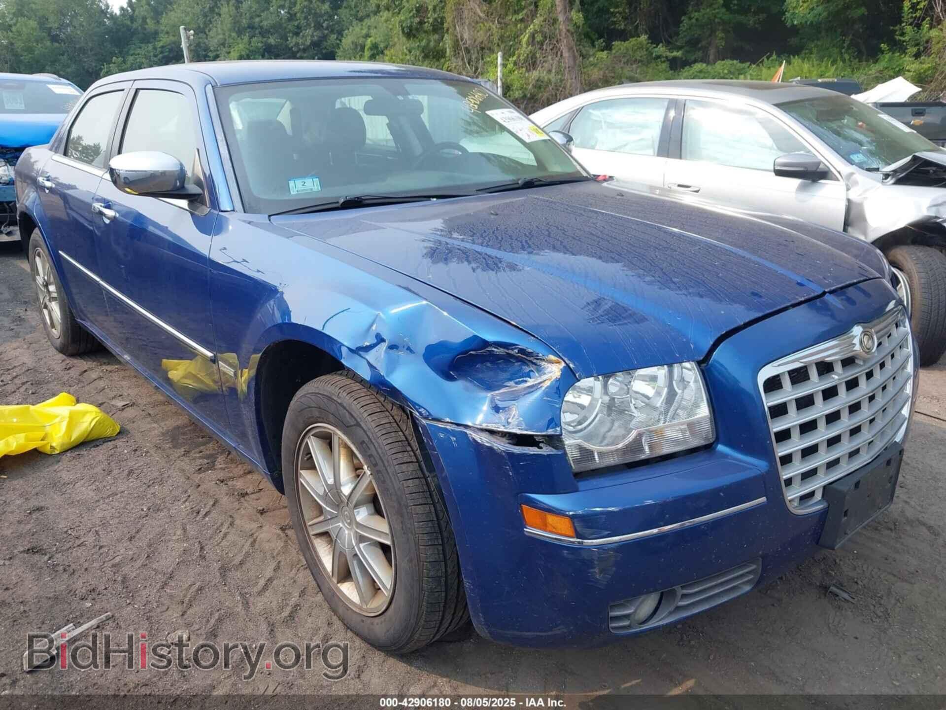 Photo 2C3CK5CV8AH331020 - CHRYSLER 300 2010