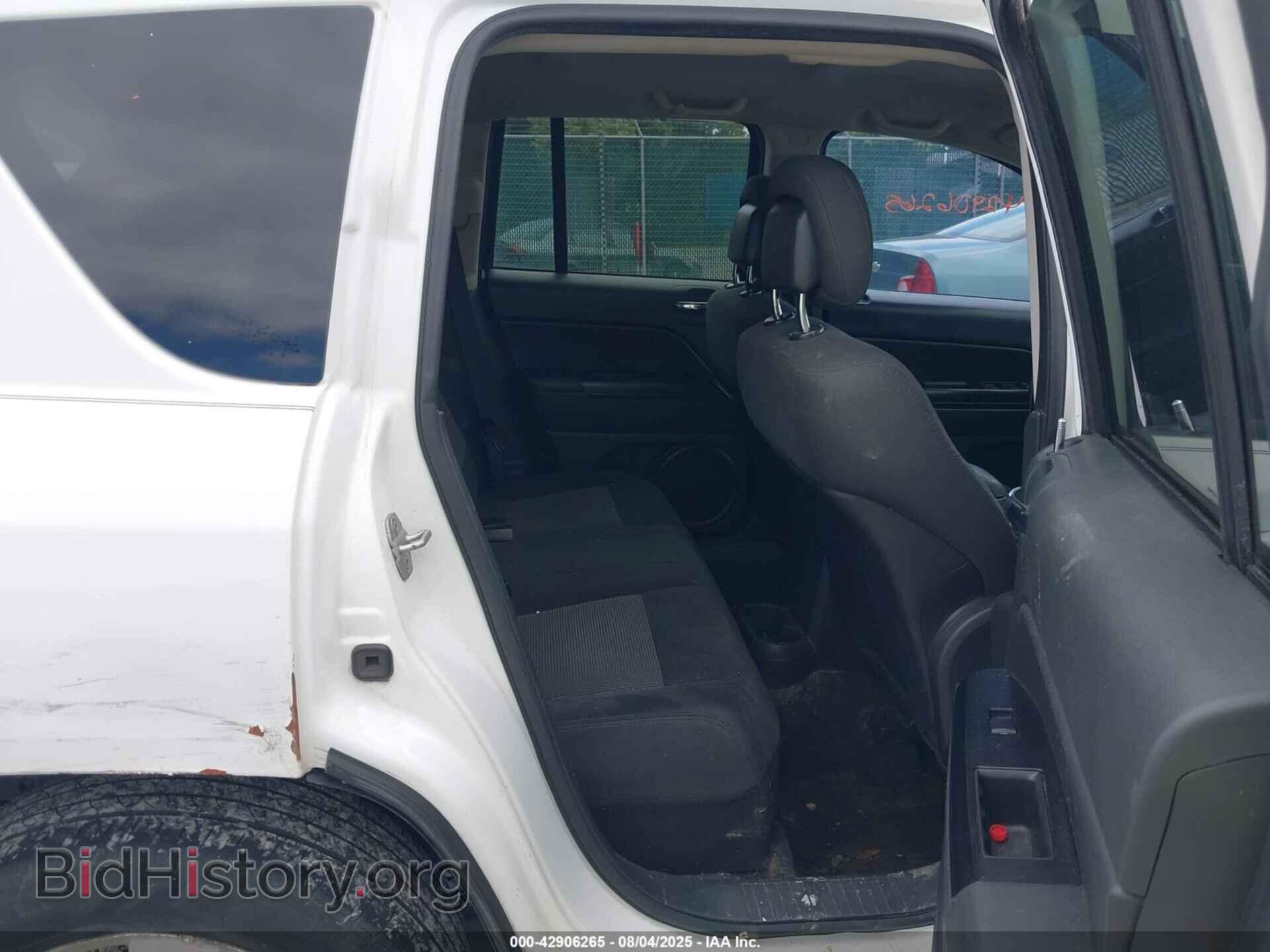 2012 JEEP COMPASS - VIN: 1C4NJCEB3CD706455 - Photo 8