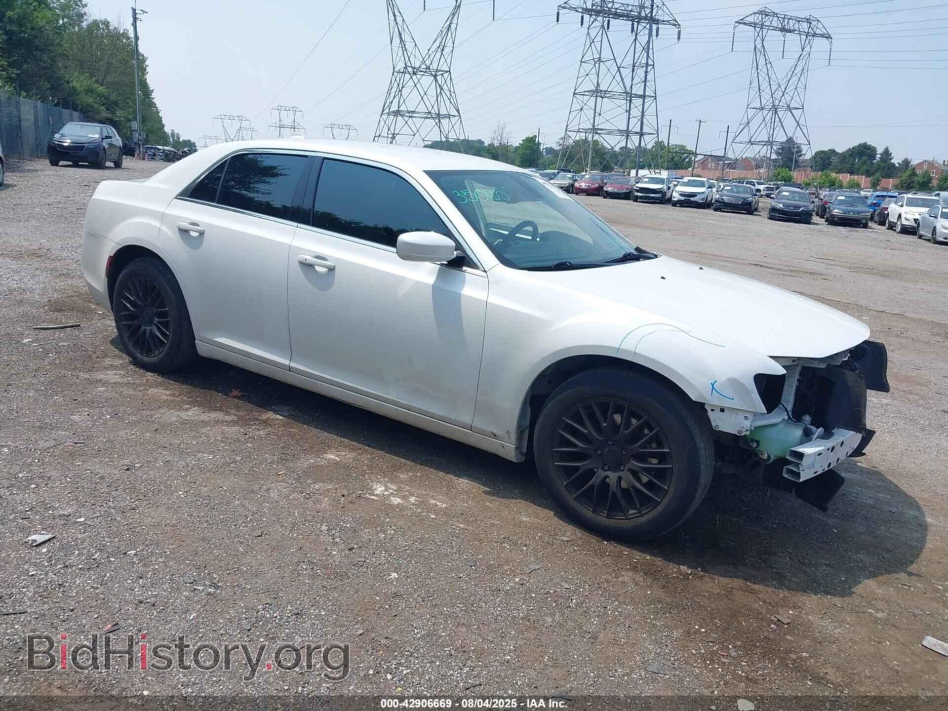 Фотография 2C3CCAAG8FH815559 - CHRYSLER 300 2015
