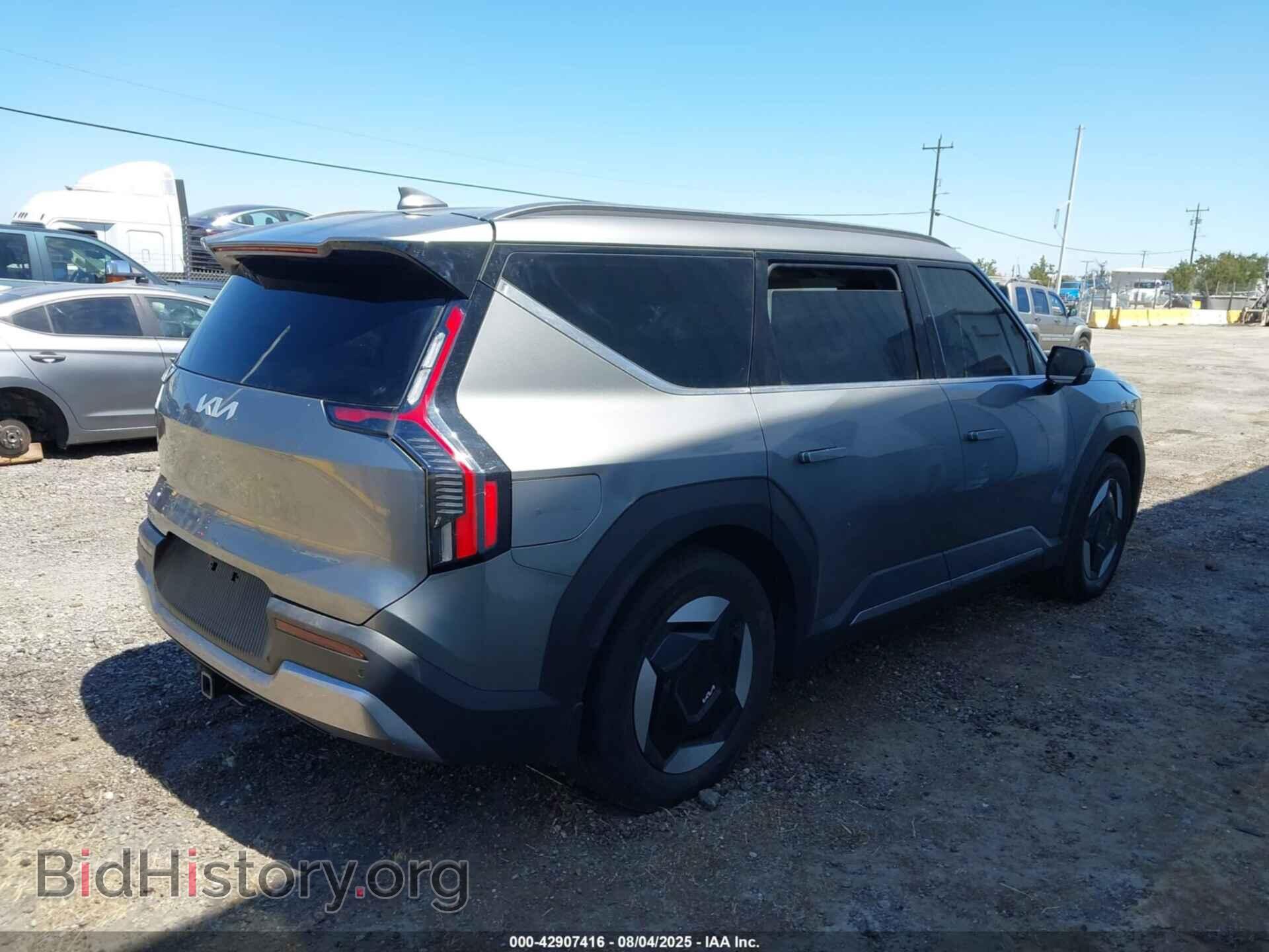 2024 KIA EV9 - VIN: KNDAFFS50R6042693 - Фото 4