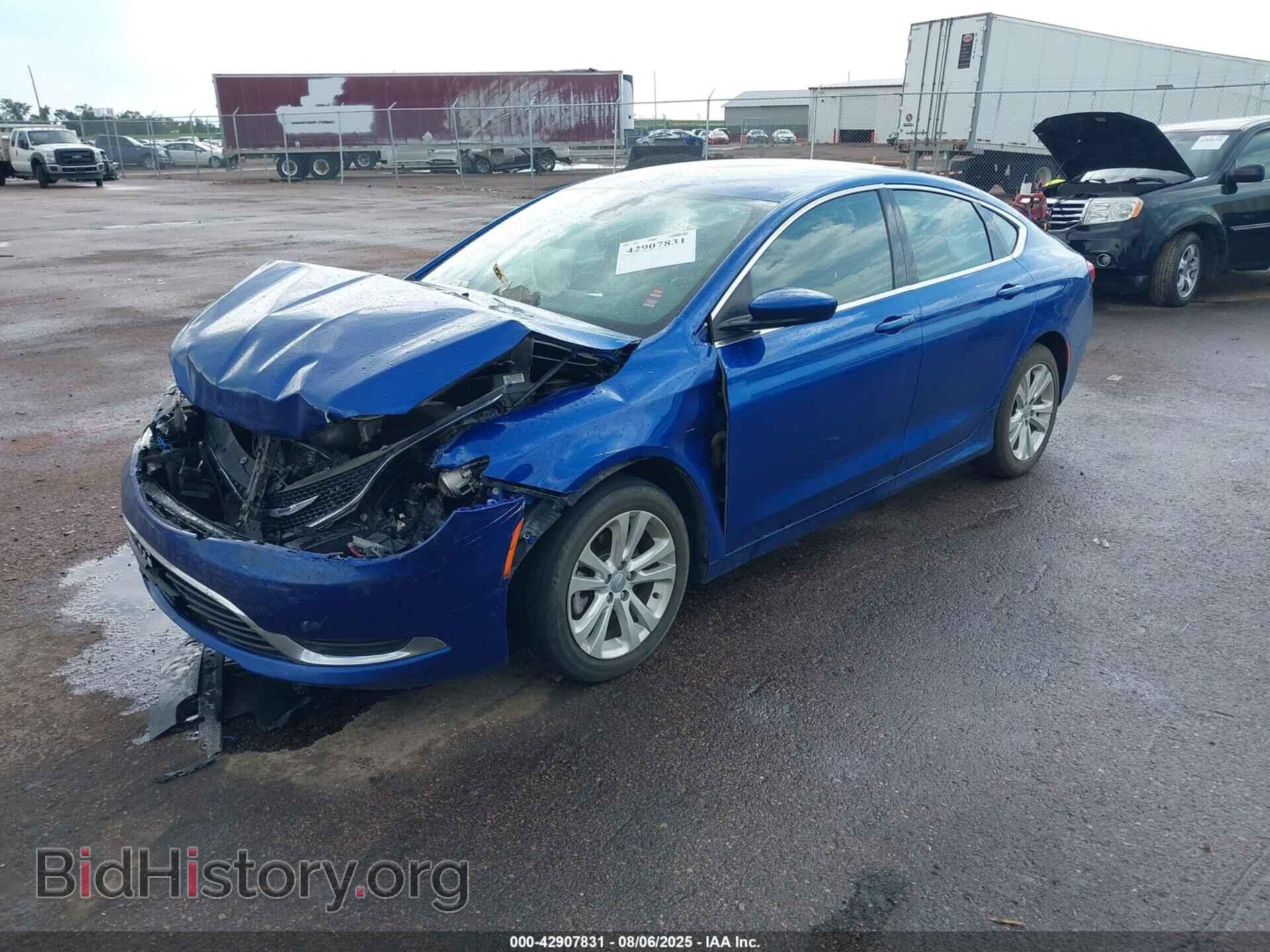 2015 CHRYSLER 200 - VIN: 1C3CCCAB0FN734840 - Фото 2