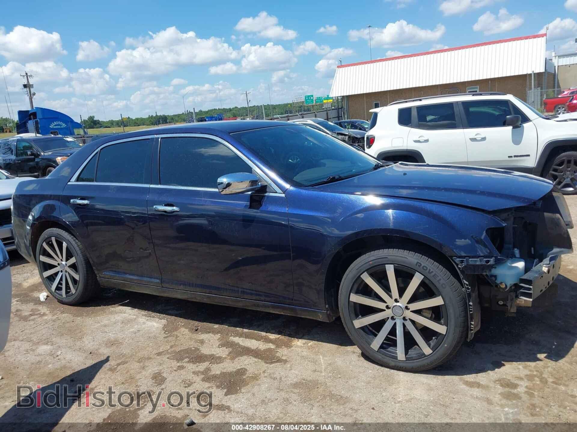 2011 CHRYSLER 300 - VIN: 2C3CA5CG5BH564519 - Фото 13