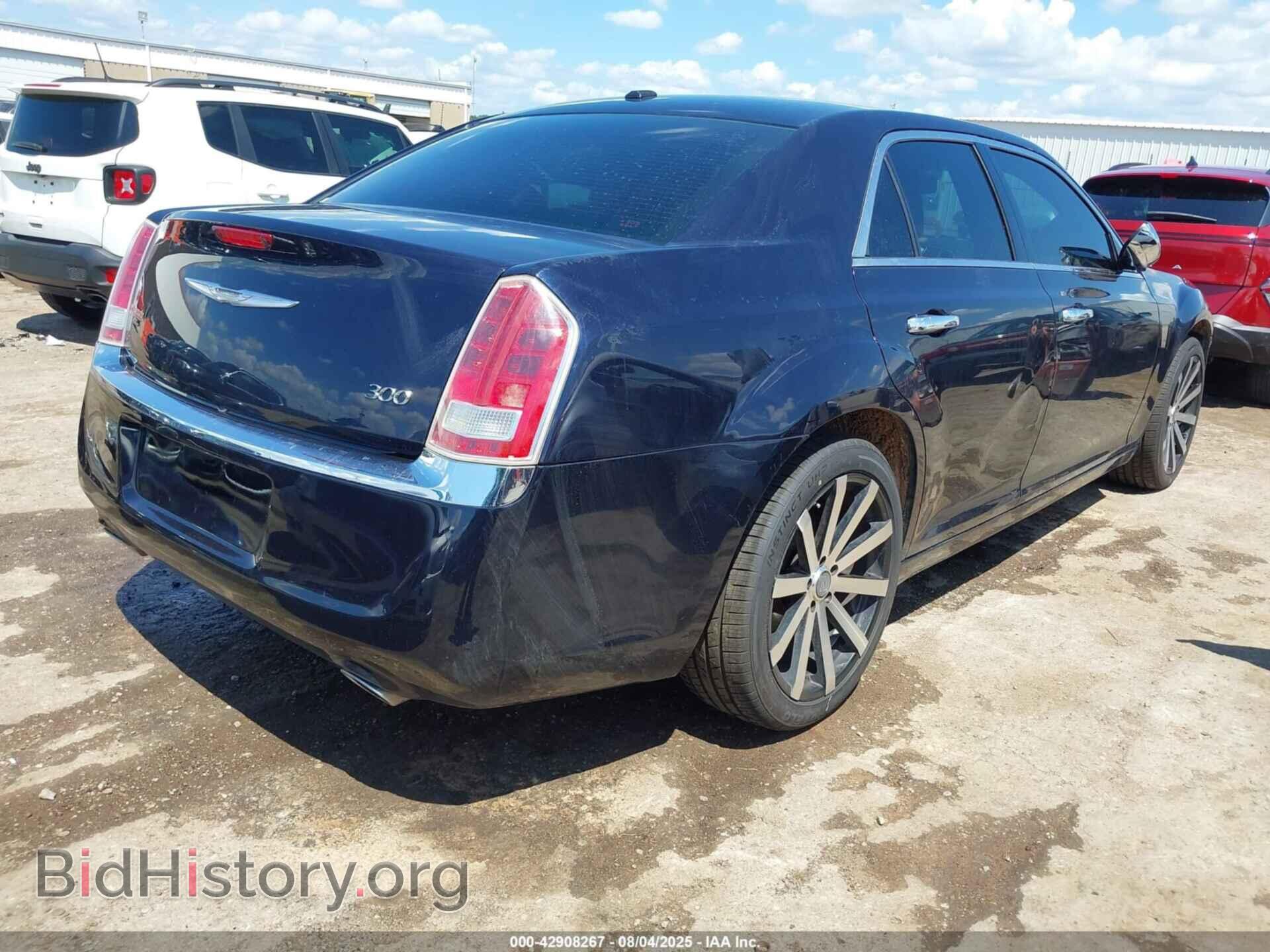 2011 CHRYSLER 300 - VIN: 2C3CA5CG5BH564519 - Фото 4