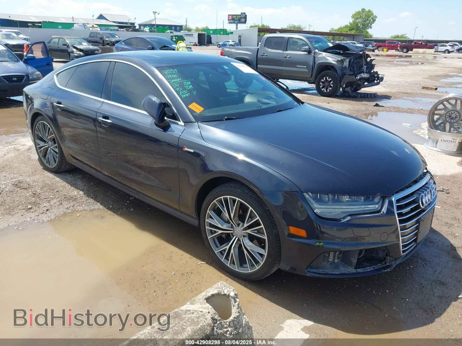 Фотография WAU2GAFC2GN182211 - AUDI A7 2016