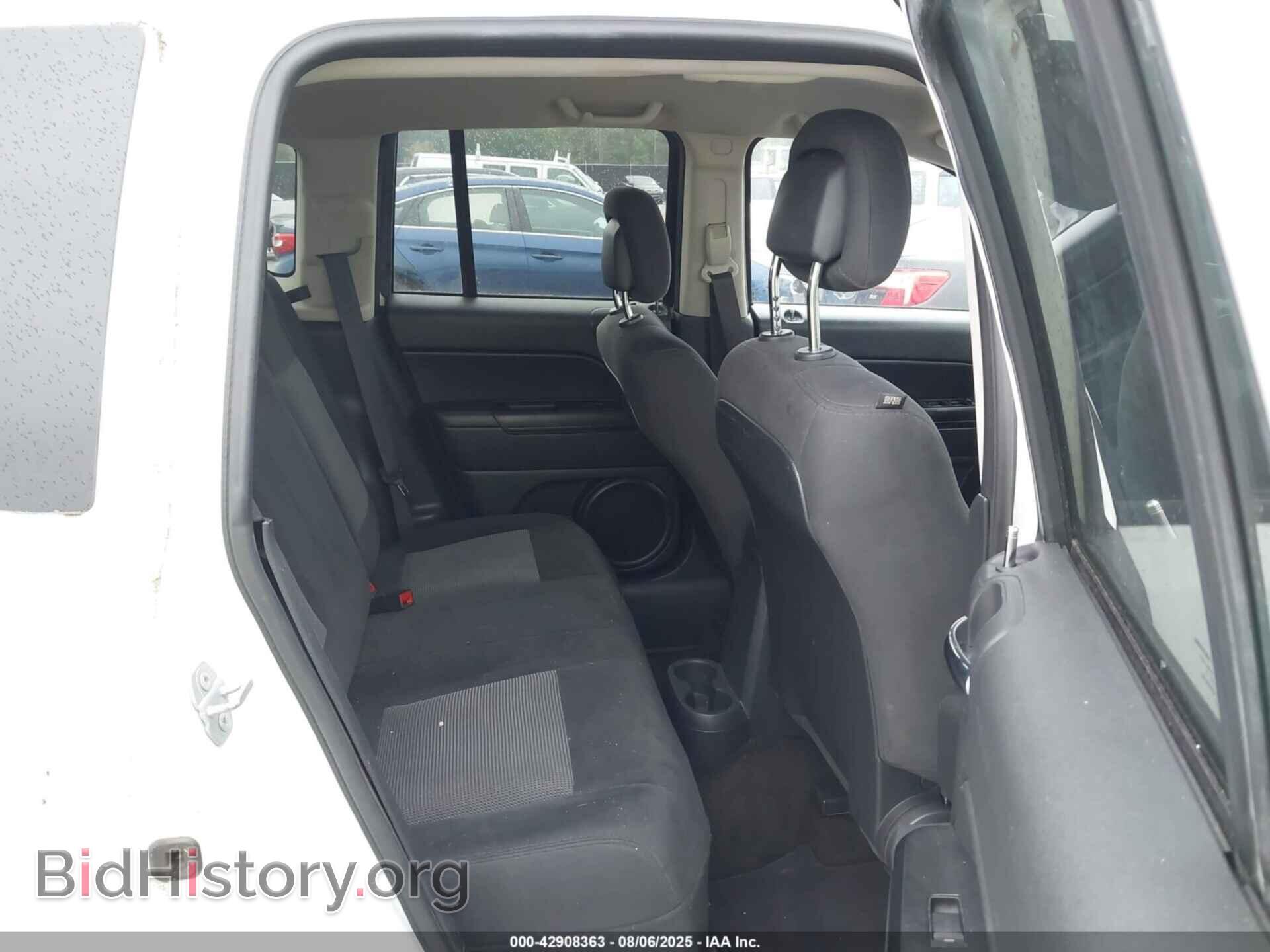 2016 JEEP COMPASS - VIN: 1C4NJCBA7GD525425 - Фото 8