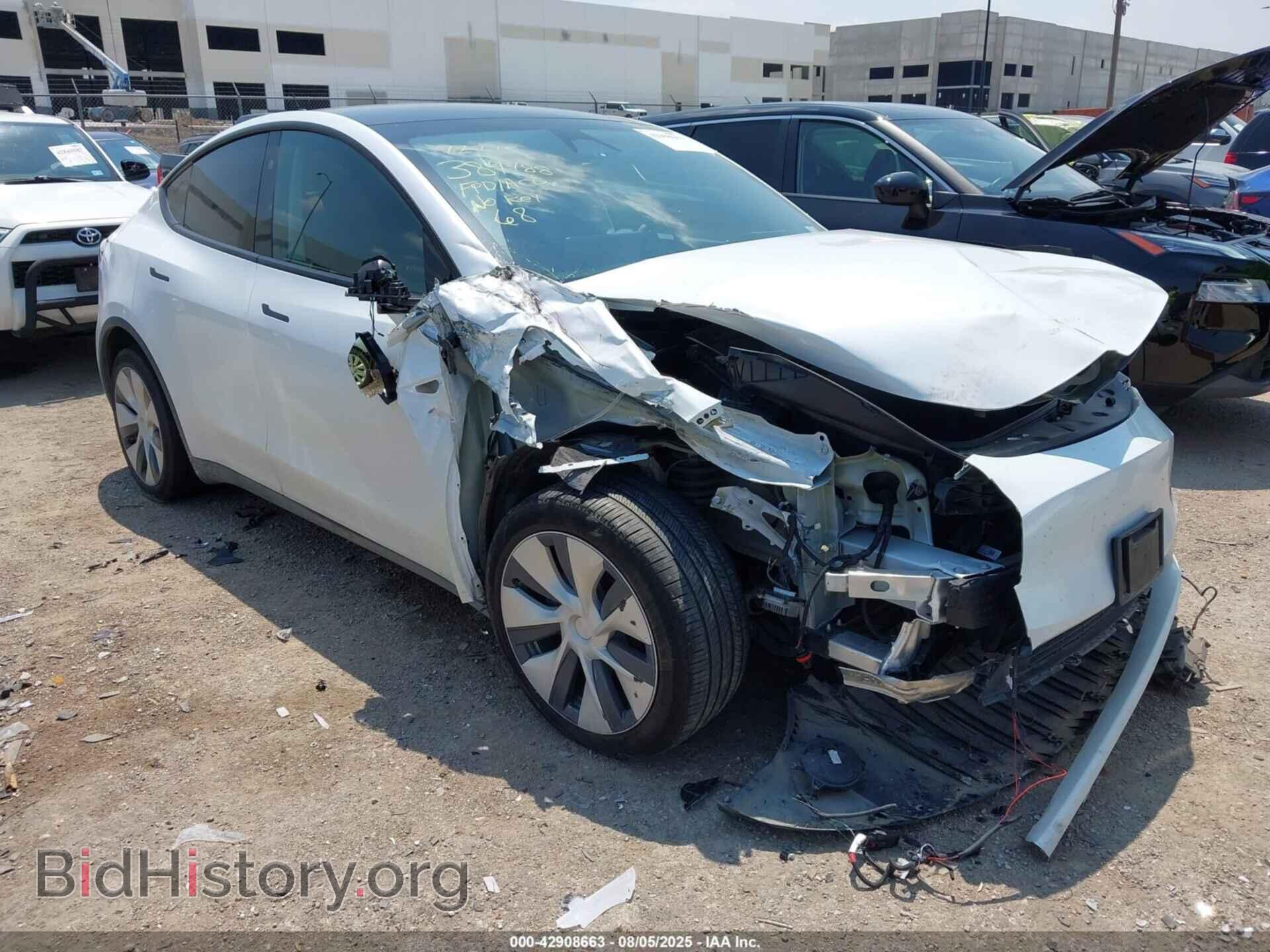 Photo 7SAYGDEE5RA275985 - TESLA MODEL Y 2024