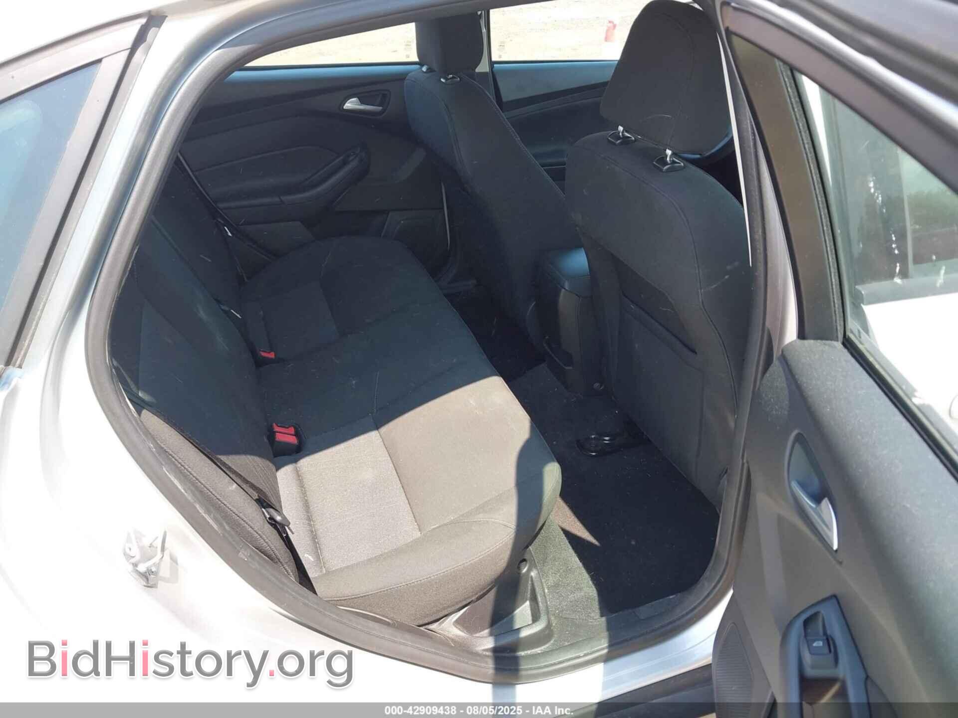 2016 FORD FOCUS - VIN: 1FADP3F22GL202103 - Фото 8