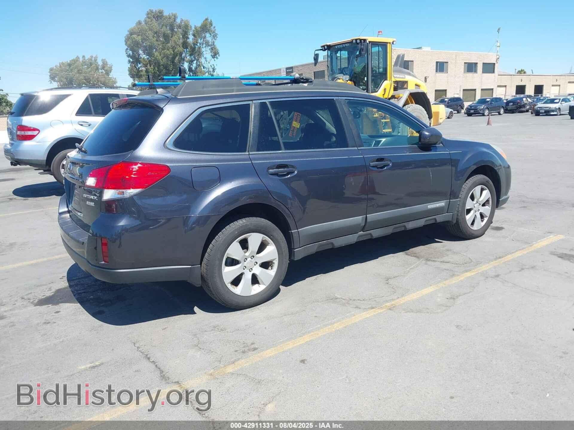 2011 SUBARU OUTBACK - VIN: 4S4BRBFC2B3345765 - Photo 4