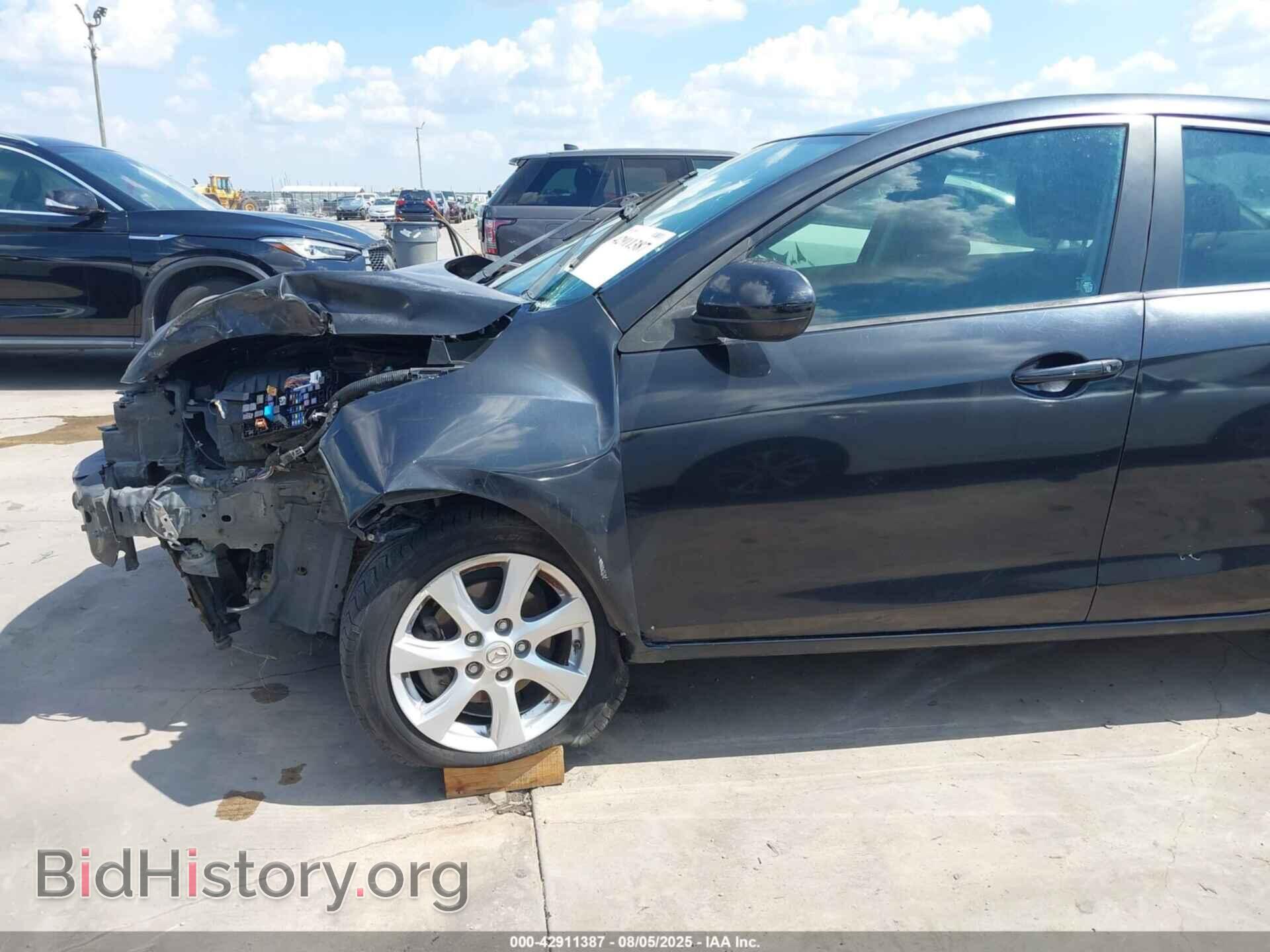 2011 MAZDA MAZDA3 - VIN: JM1BL1VG8B1452352 - Фото 6