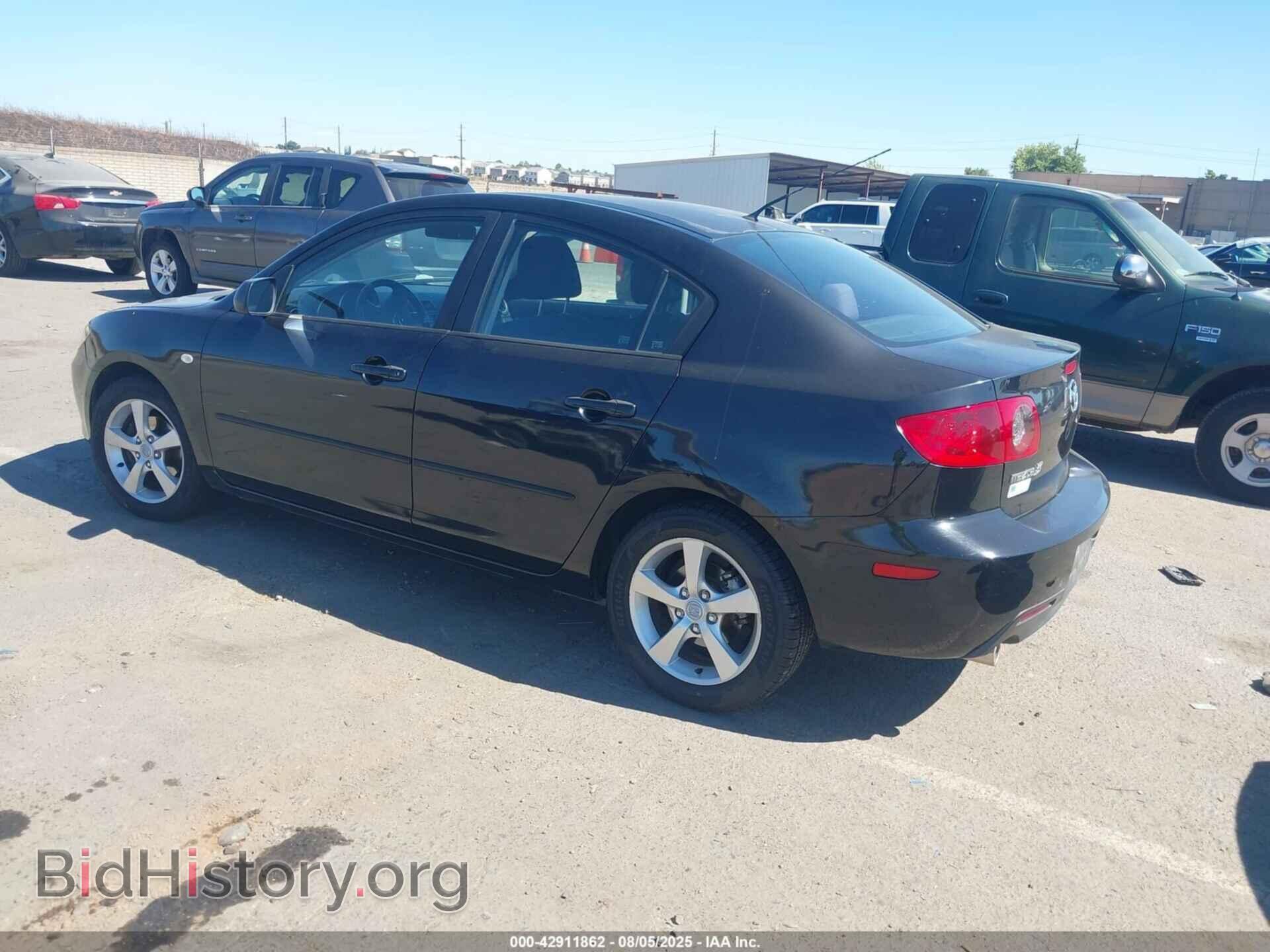 2006 MAZDA MAZDA3 - VIN: JM1BK32F061465709 - Фото 3