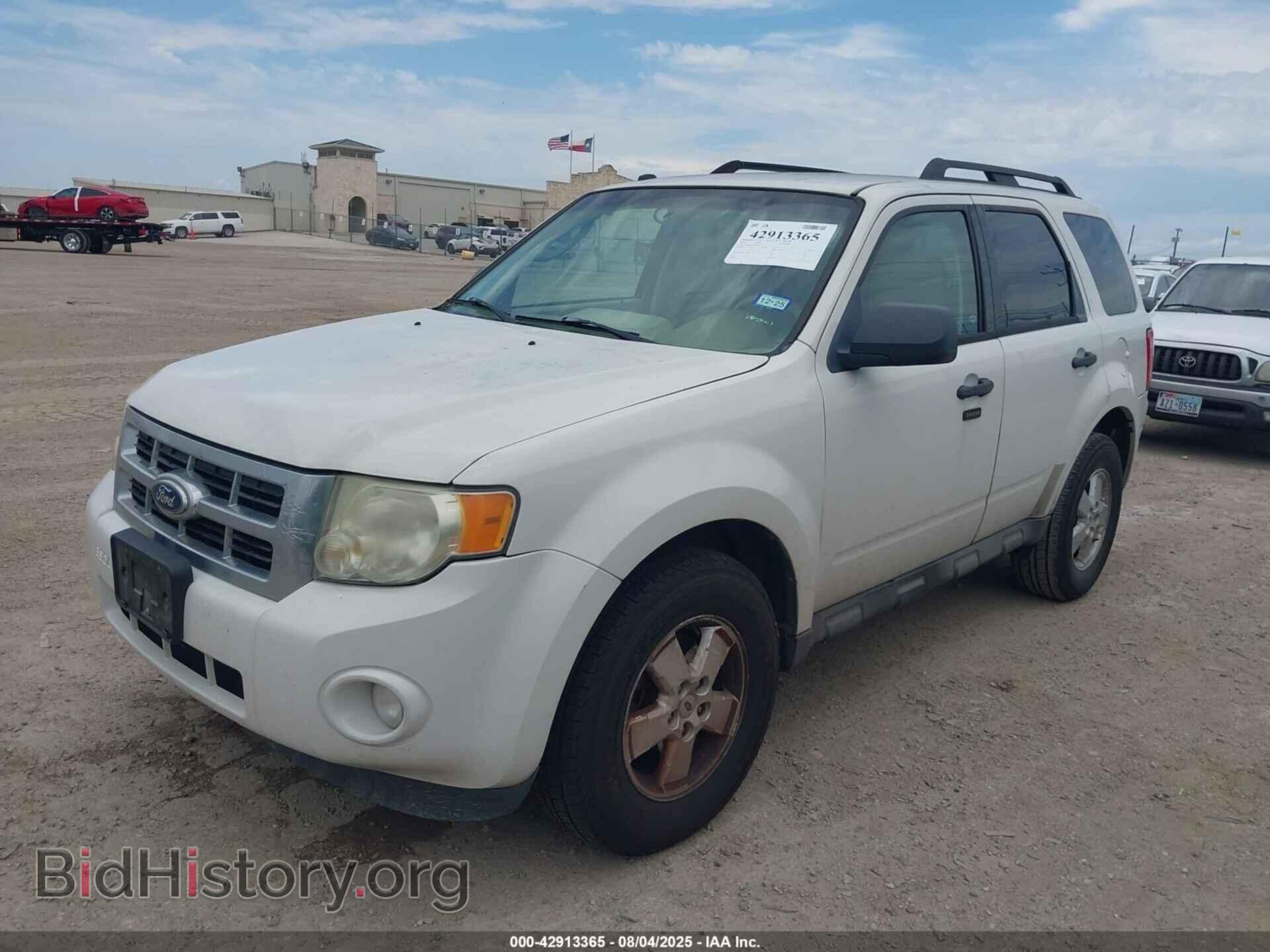 2010 FORD ESCAPE - VIN: 1FMCU0D7XAKB41717 - Фото 2