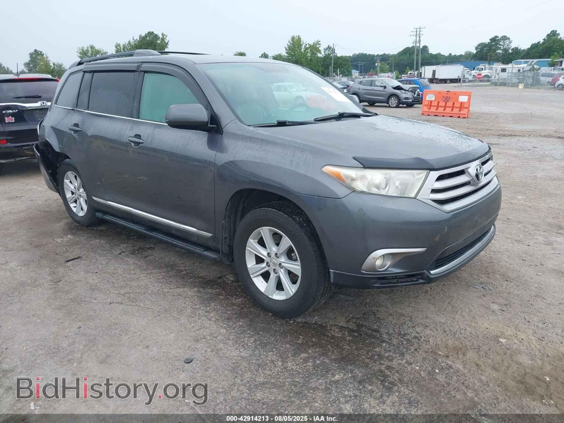Photo 5TDBK3EH1BS067676 - TOYOTA HIGHLANDER 2011