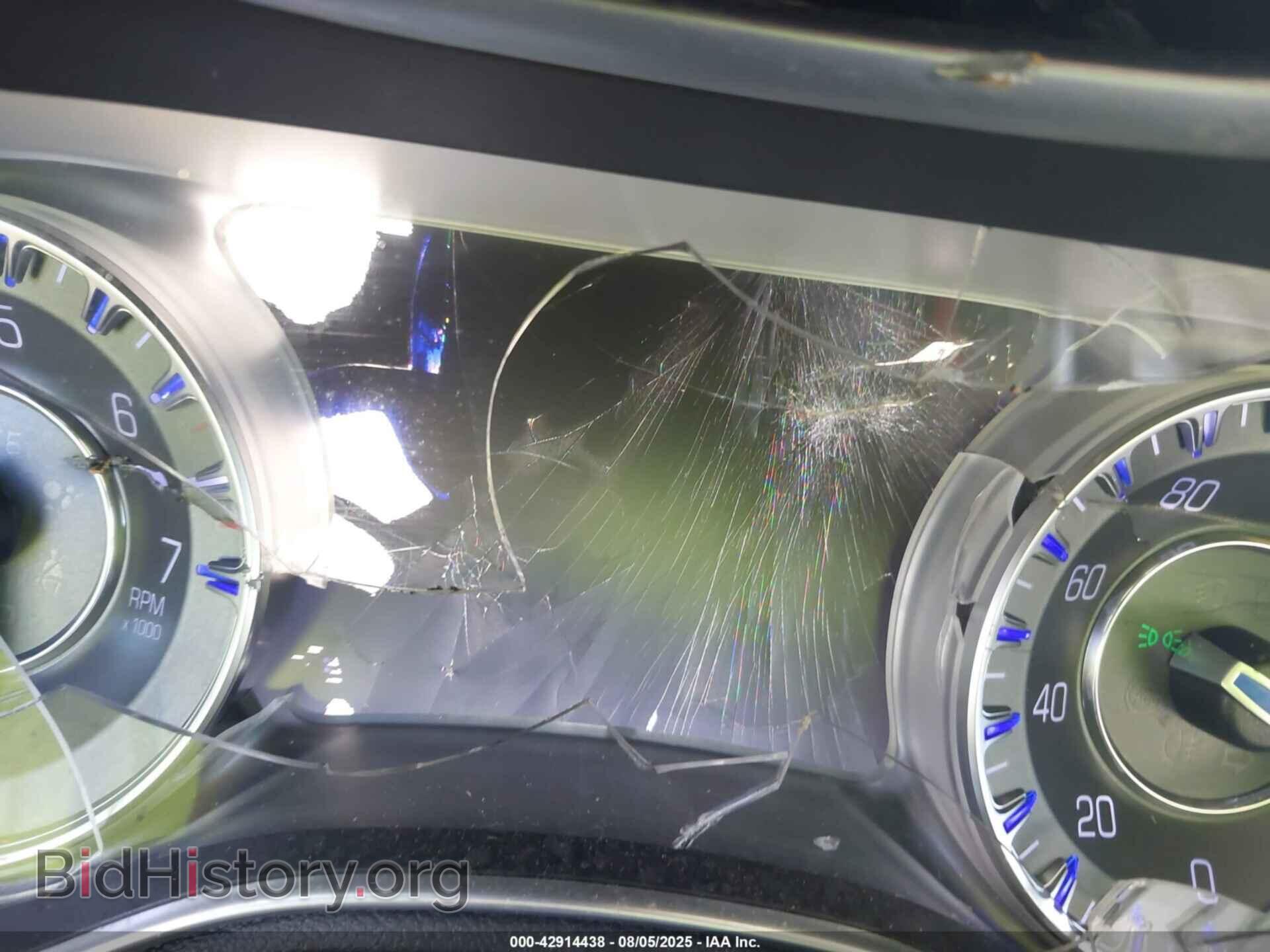 2015 CHRYSLER 300 - VIN: 2C3CCAAG7FH893637 - Фото 7