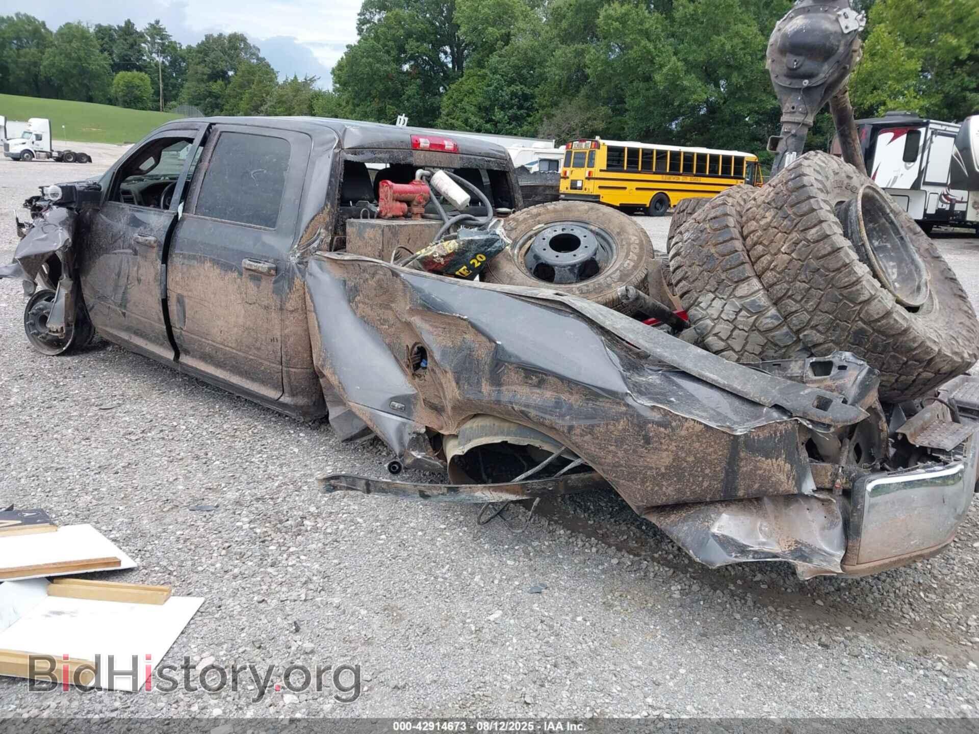 2024 RAM 3500 - VIN: 3C63RRGL3RG219848 - Фото 3
