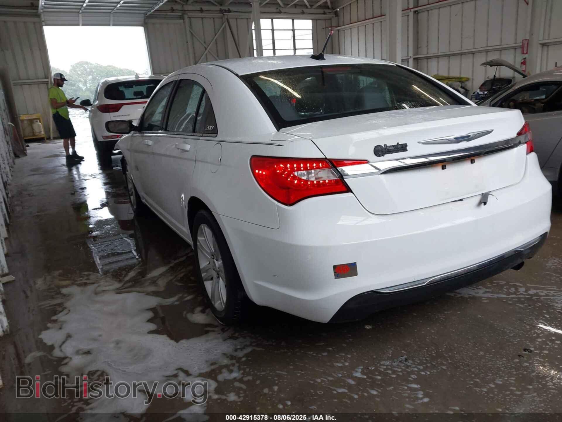 2013 CHRYSLER 200 - VIN: 1C3CCBBB3DN597219 - Фото 3