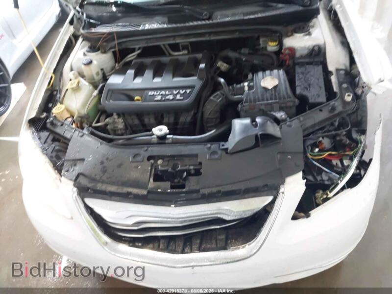 2013 Chrysler 200 (VIN 1C3CCBBB3DN597219) — photo 10 of 16