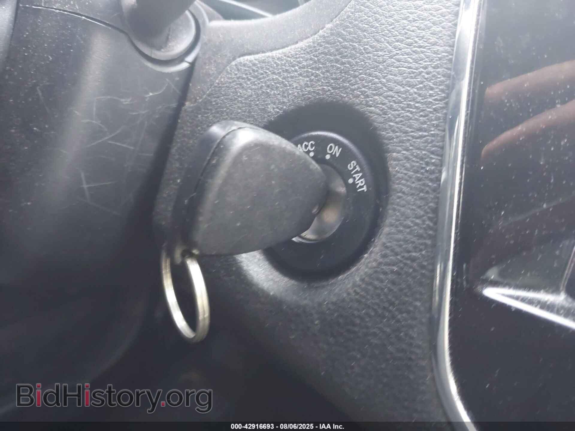 2013 CHRYSLER 200 - VIN: 1C3CCBAB2DN640675 - Фото 11