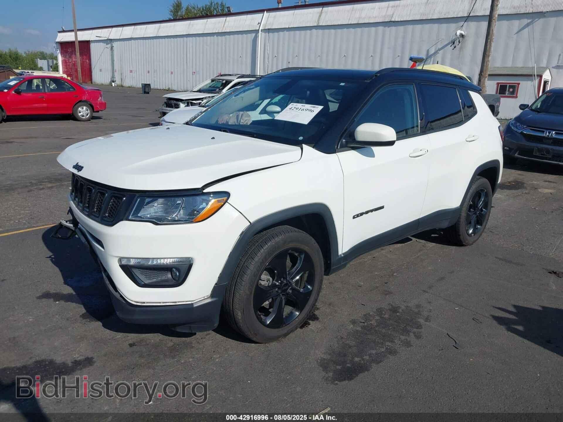 2018 JEEP COMPASS - VIN: 3C4NJDBB6JT492644 - Фото 2