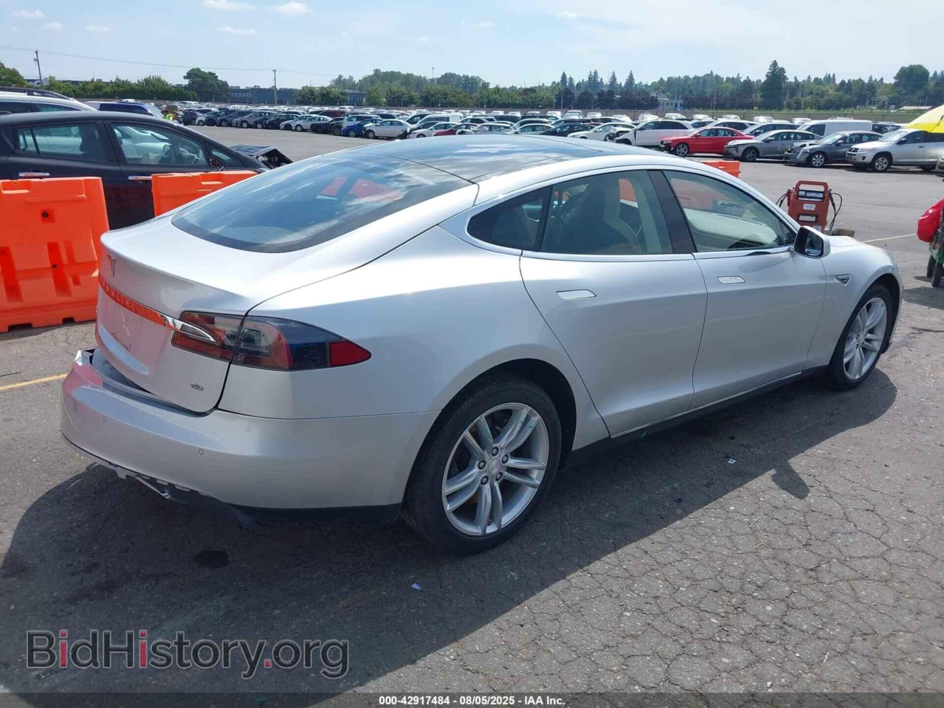 2014 TESLA MODEL S - VIN: 5YJSA1S13EFP40474 - Photo 4