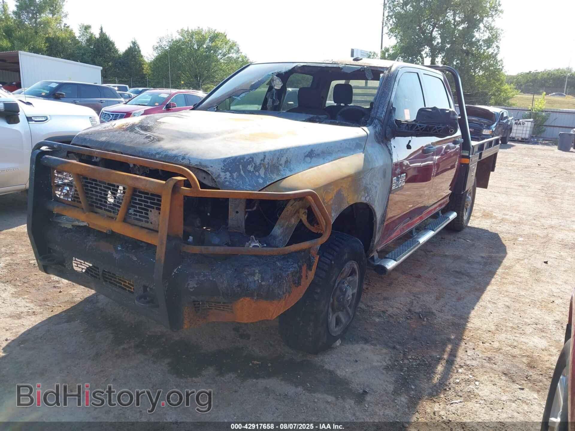 2017 RAM 2500 - VIN: 3C6UR5CJ8HG740483 - Фото 2