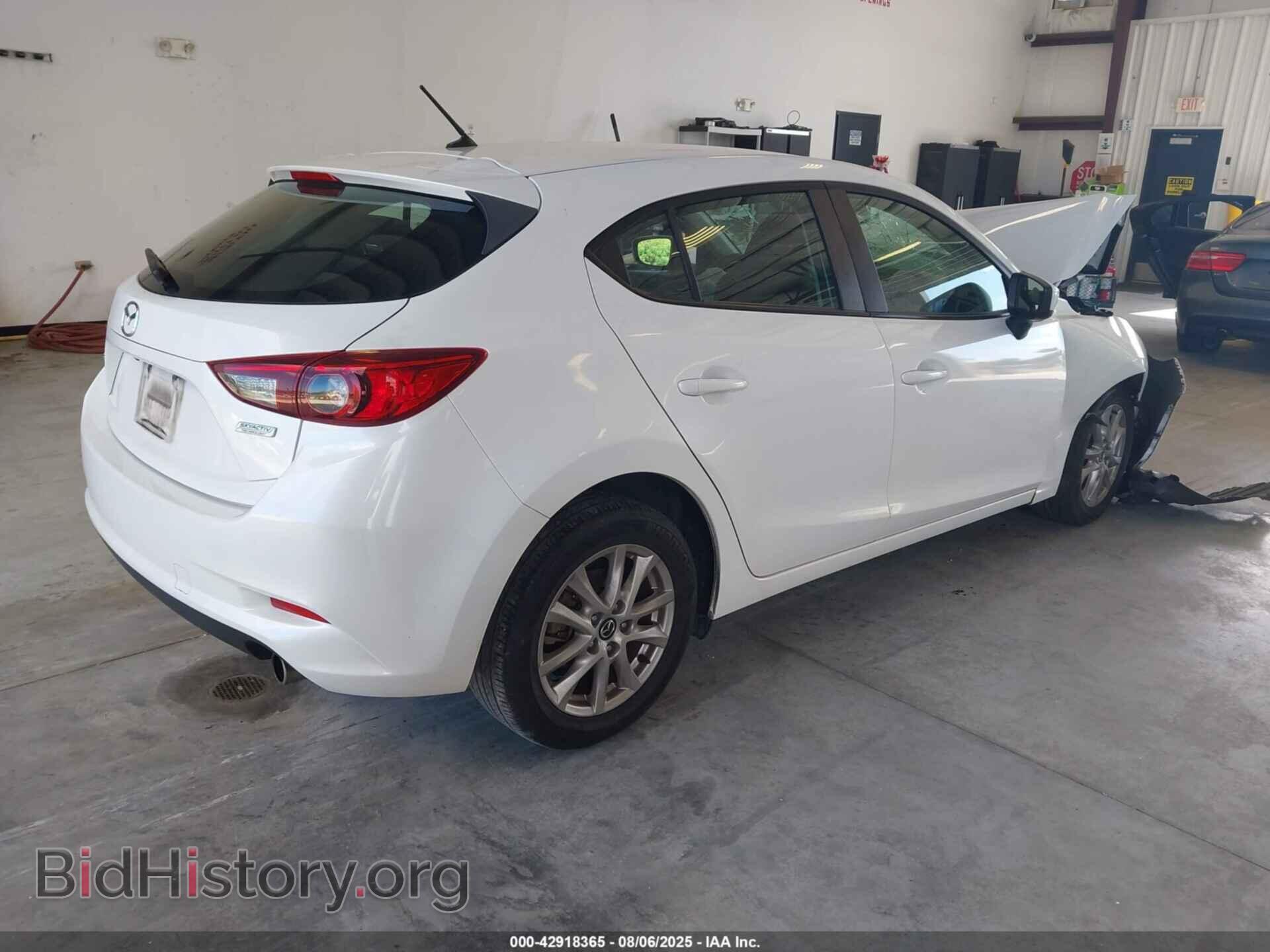 2017 MAZDA MAZDA3 - VIN: 3MZBN1K76HM115198 - Фото 4