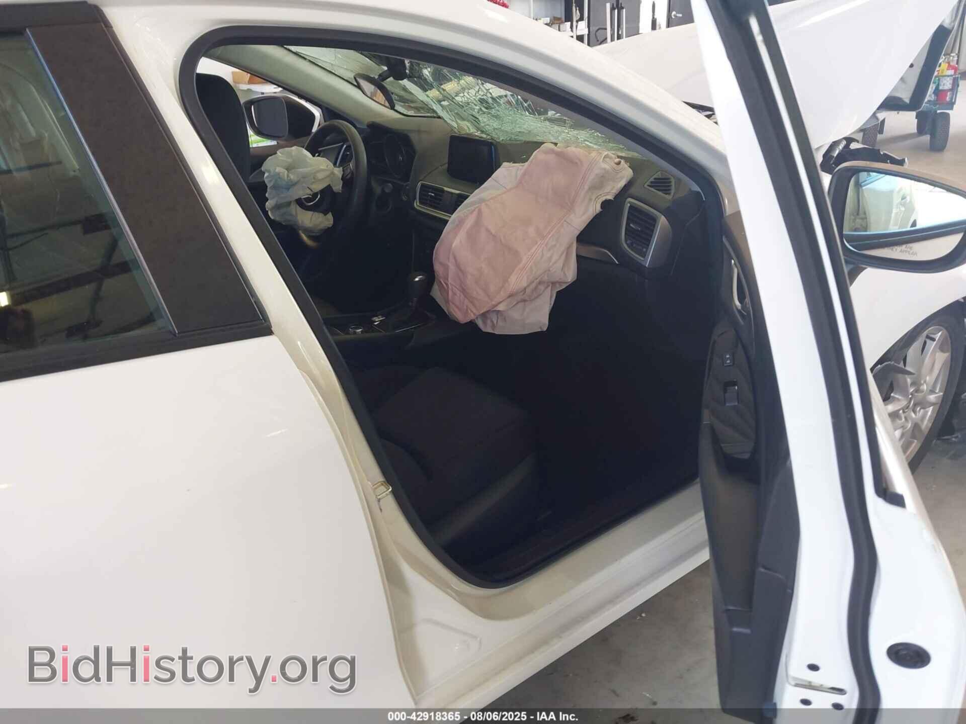 2017 MAZDA MAZDA3 - VIN: 3MZBN1K76HM115198 - Фото 5