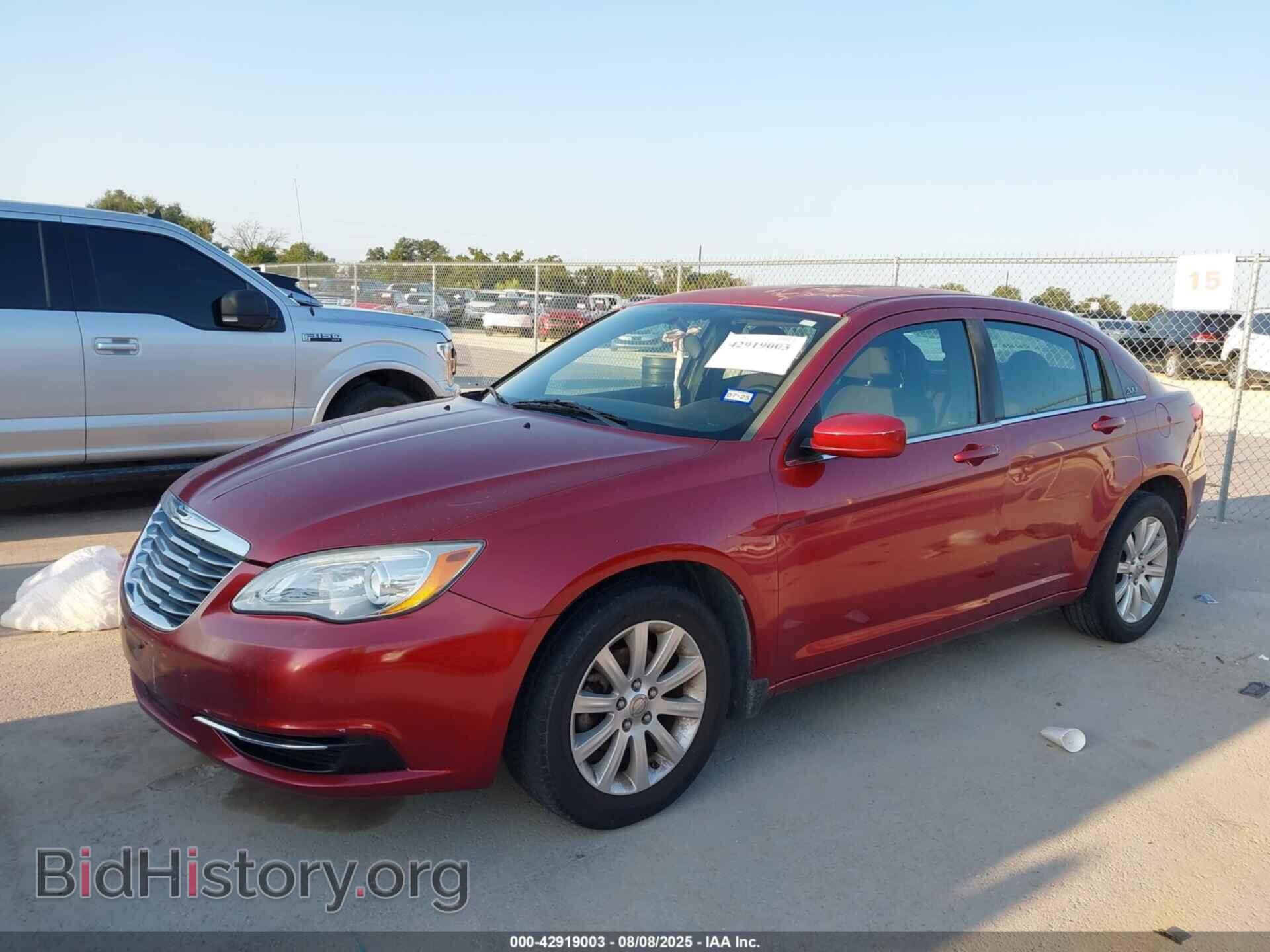 2013 CHRYSLER 200 - VIN: 1C3CCBBB1DN655280 - Photo 2