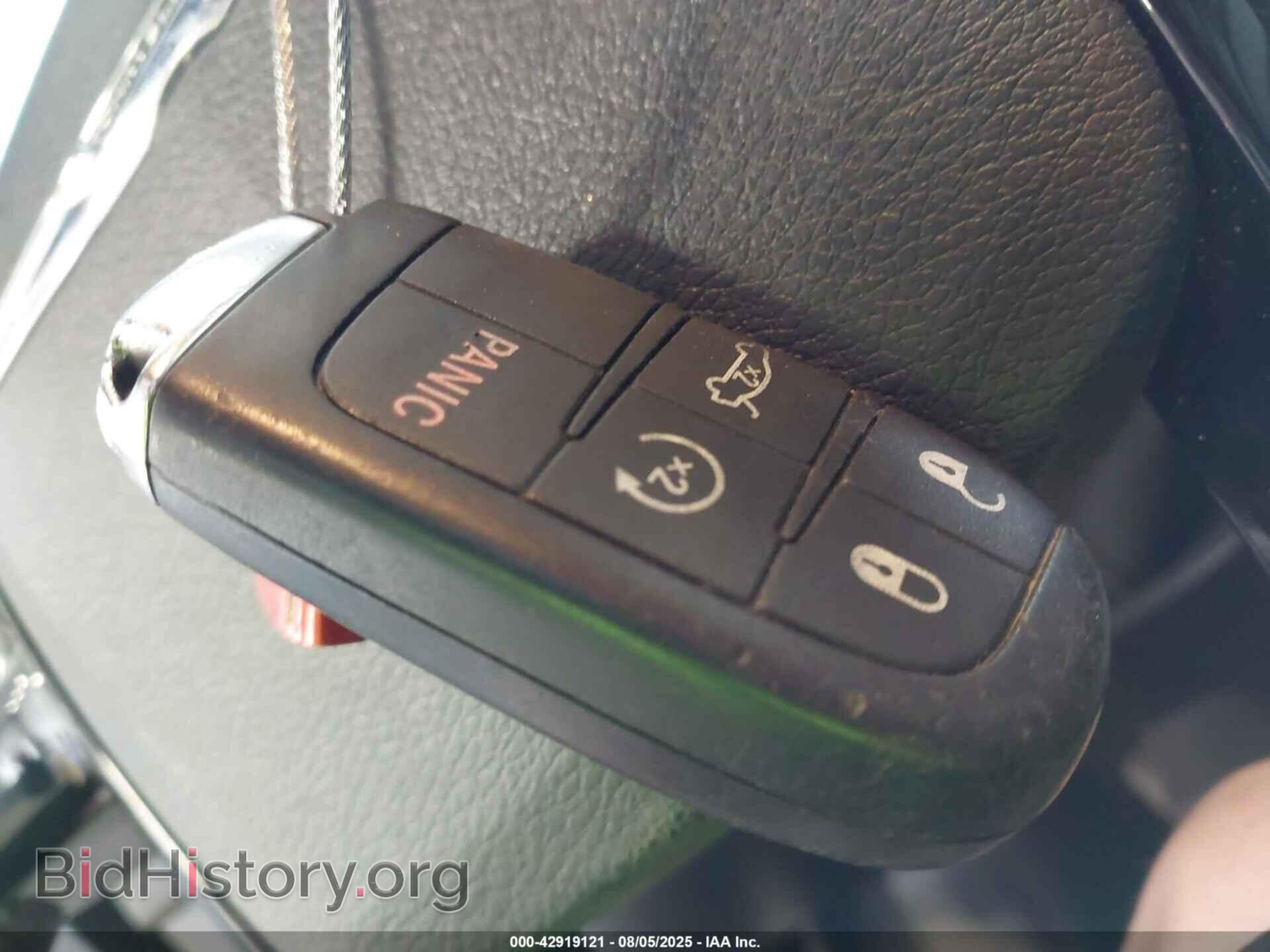 2014 CHRYSLER 300 - VIN: 2C3CCAGG2EH287295 - Фото 11