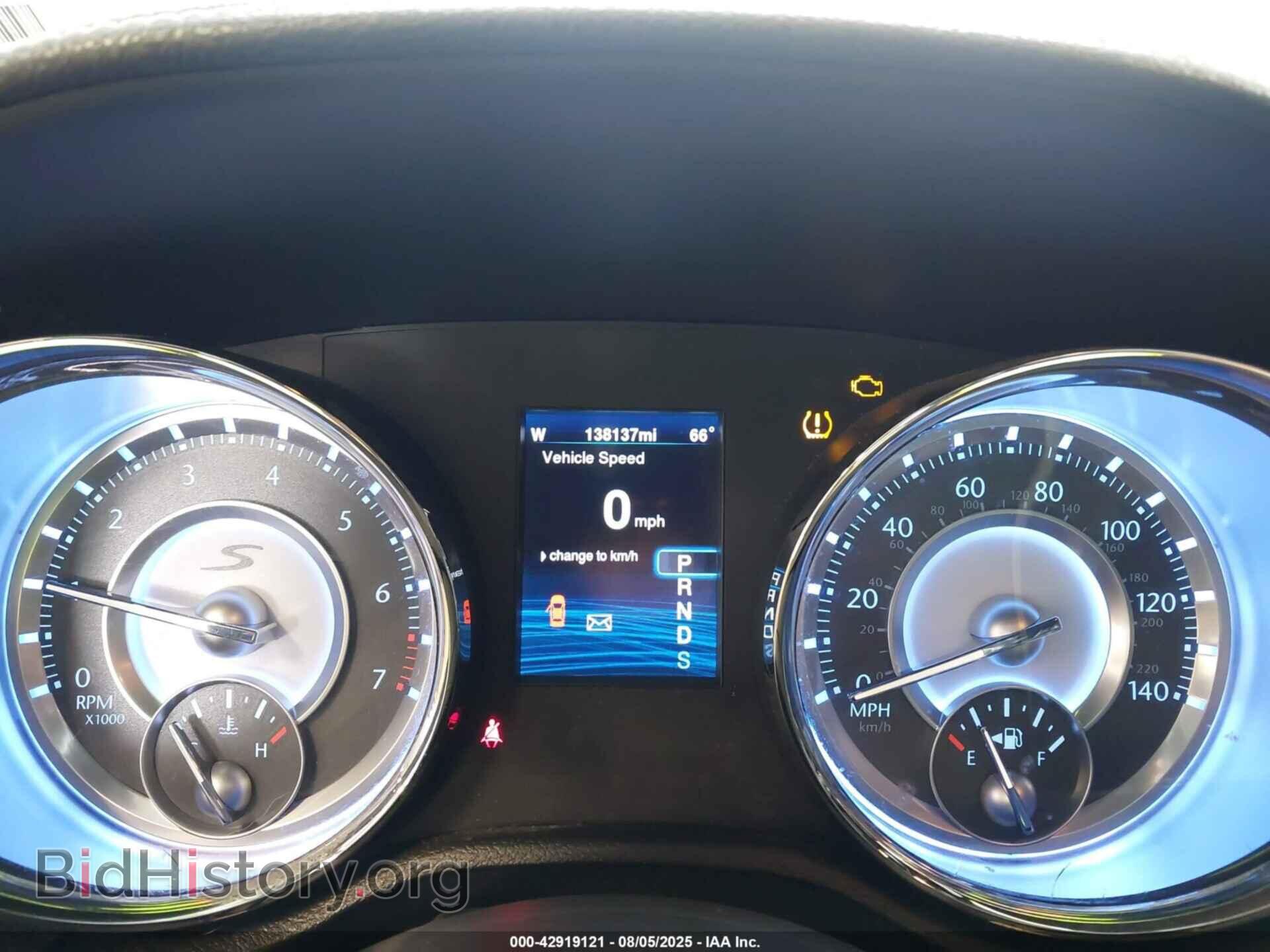 2014 CHRYSLER 300 - VIN: 2C3CCAGG2EH287295 - Фото 7