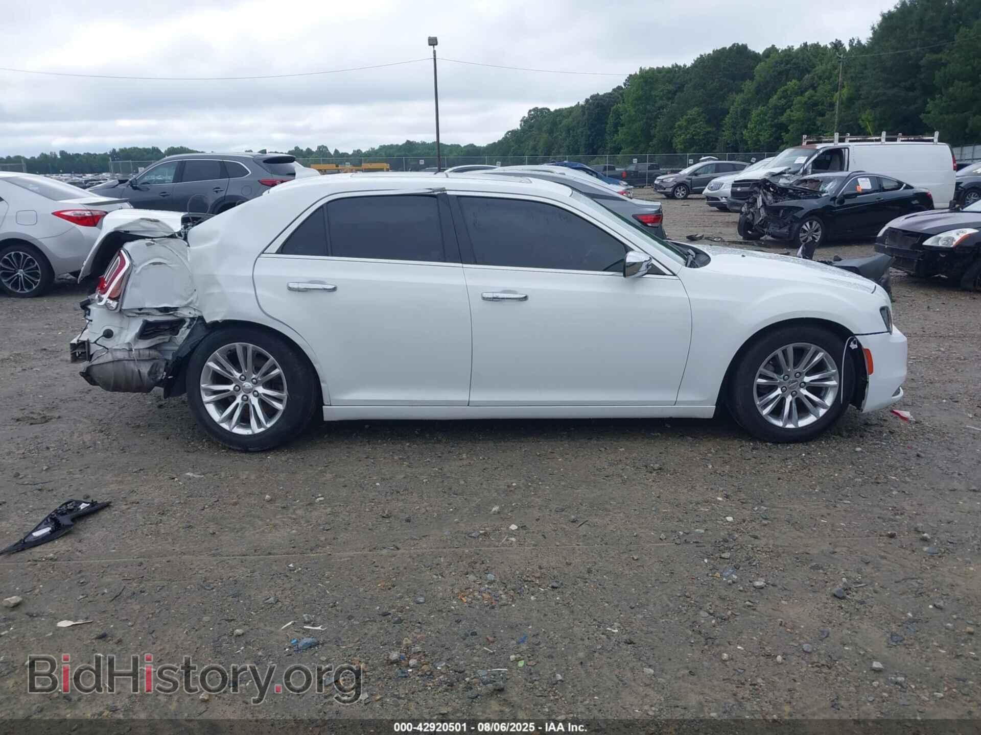 2017 CHRYSLER 300C - VIN: 2C3CCAEGXHH566484 - Photo 14