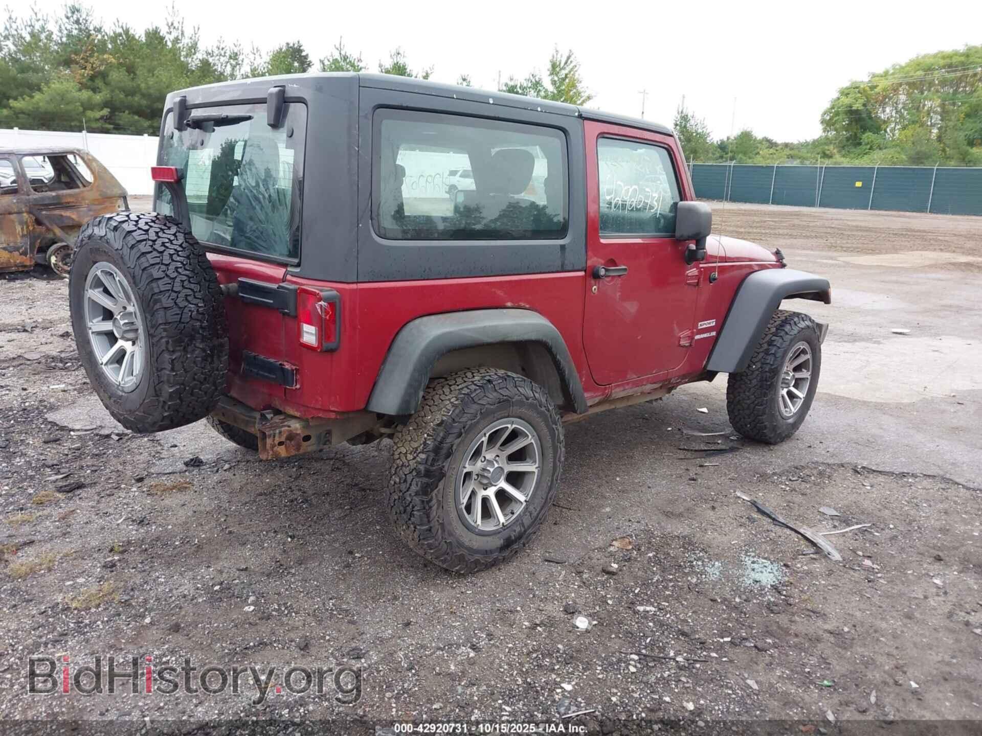 2011 JEEP WRANGLER - VIN: 1J4AA2D15BL585444 - Фото 4