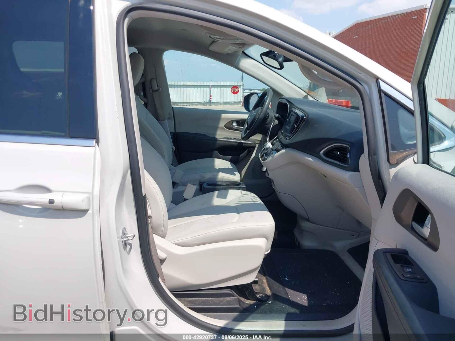2017 CHRYSLER PACIFICA - VIN: 2C4RC1DG8HR644861 - Фото 5