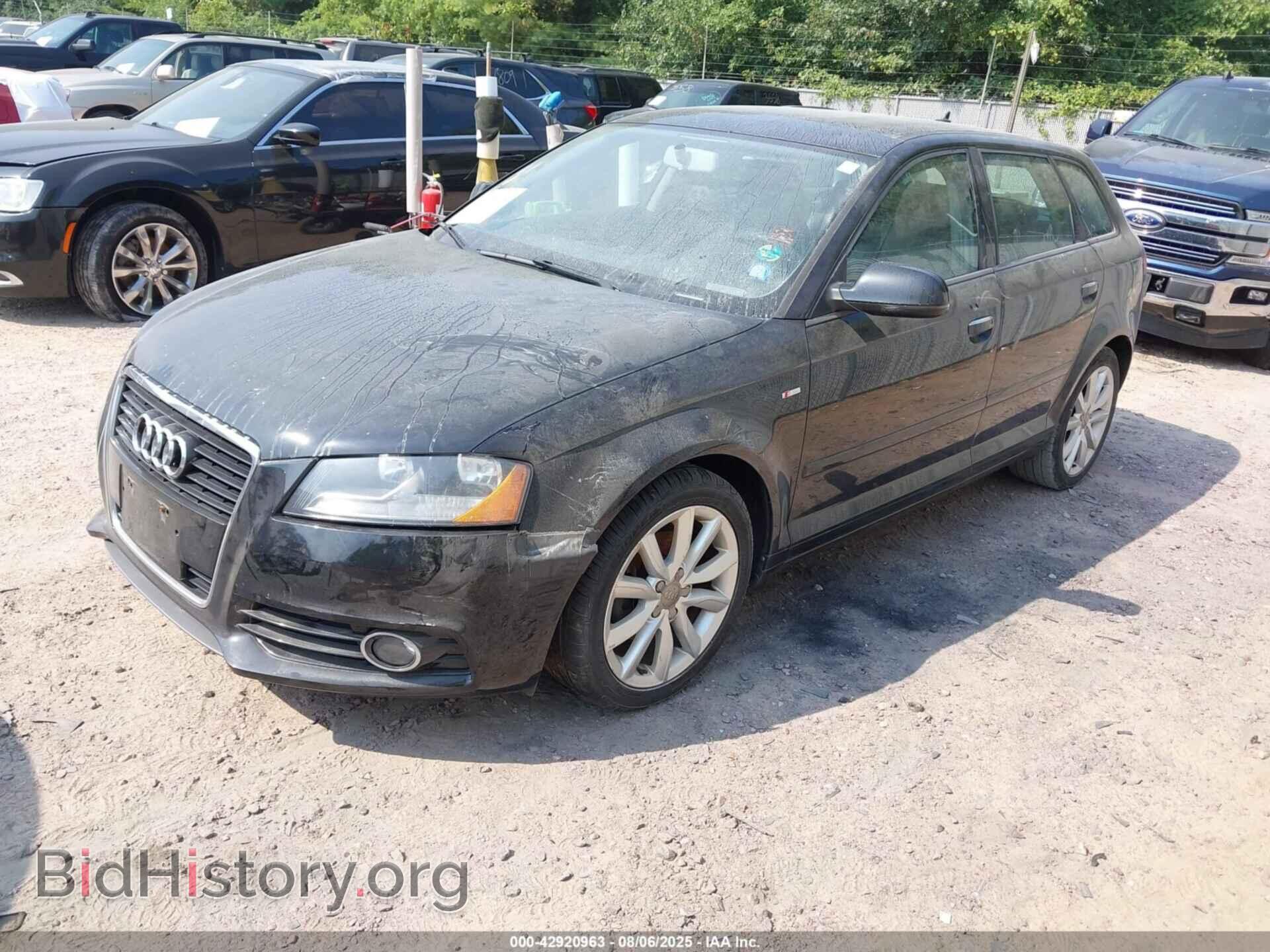 2011 AUDI A3 - VIN: WAUBJBFM3BA073143 - Photo 2