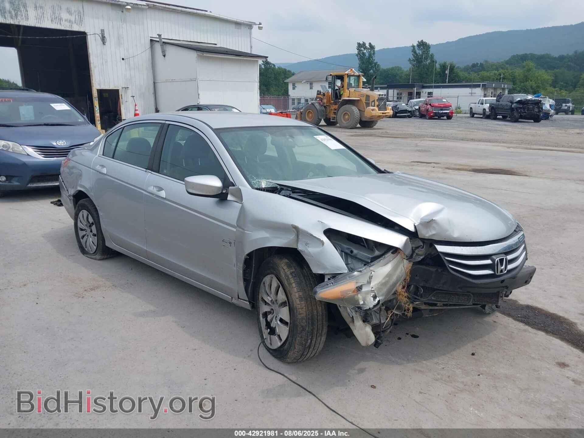 Photo 1HGCP2F31CA080768 - HONDA ACCORD 2012