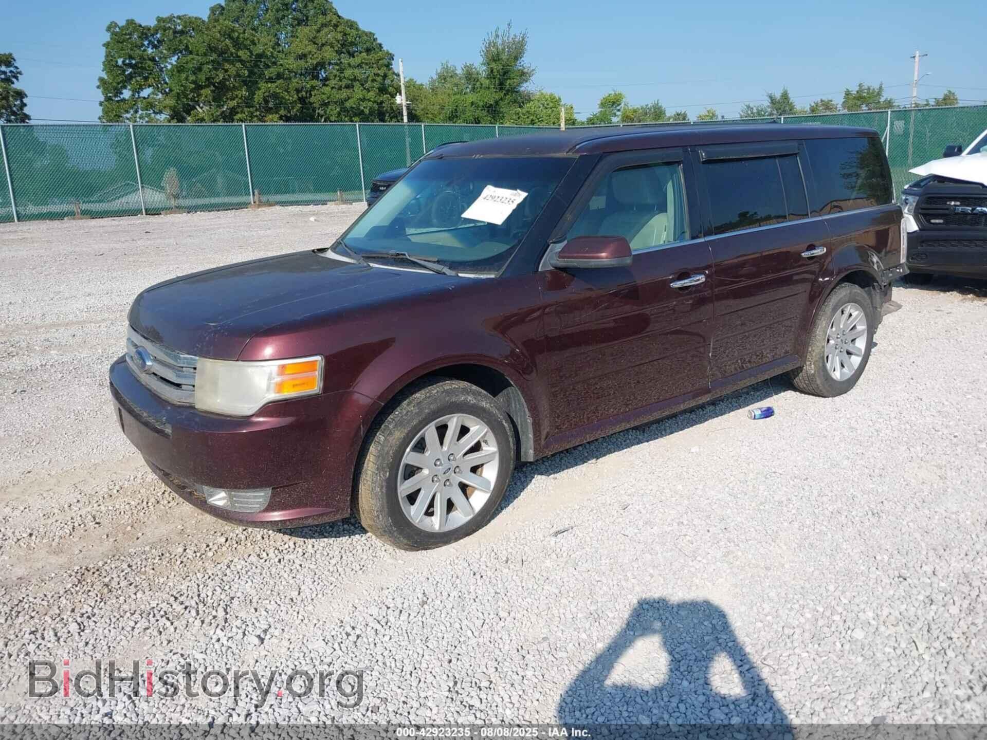 2010 FORD FLEX - VIN: 2FMGK5CCXABA76820 - Фото 2
