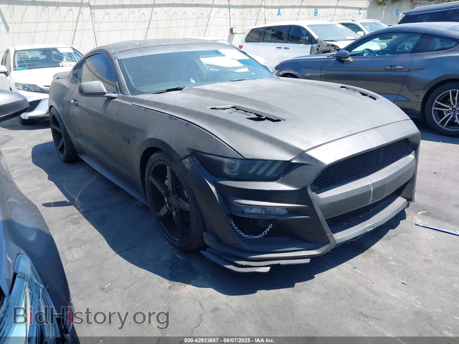 Photo 1FA6P8CF9F5376749 - FORD MUSTANG 2015